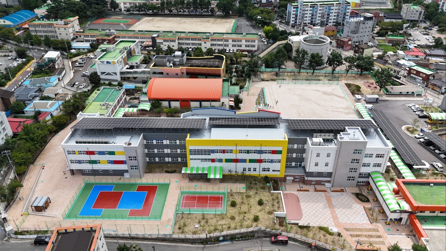 경남교육청, 창녕초 본관동 개축 개관식 개최 - 관련이미지1