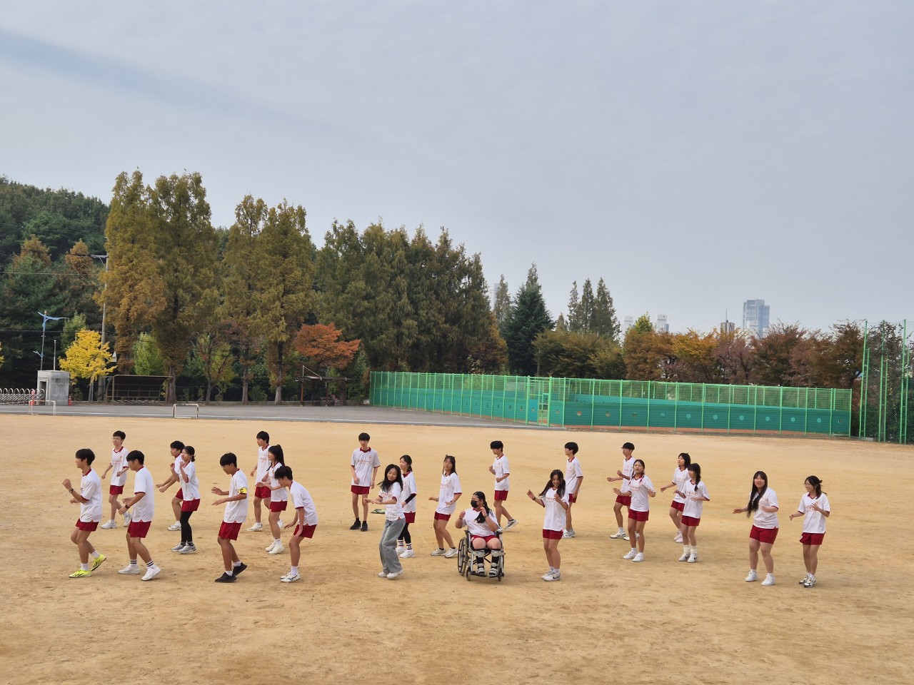 사파중, 전교생이 함께 마음 모아 운동회를 펼치다 - 관련이미지1