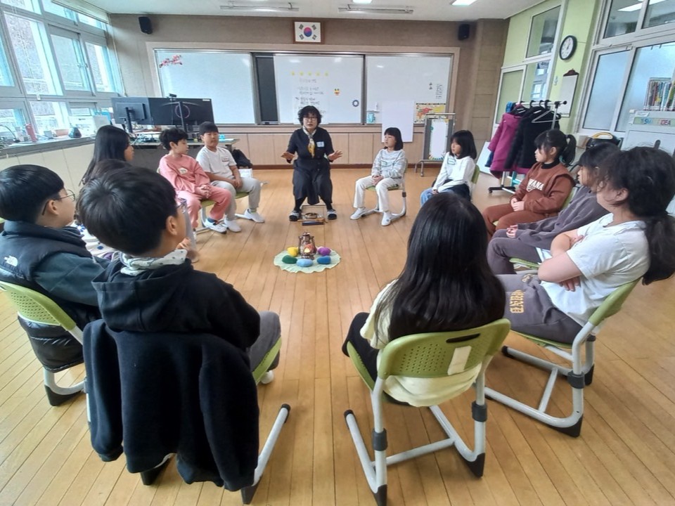 남명초, 남해 1권역 공동학교, ‘이음과 채움’으로 공동 교육과정 힘찬 출발 - 관련이미지3