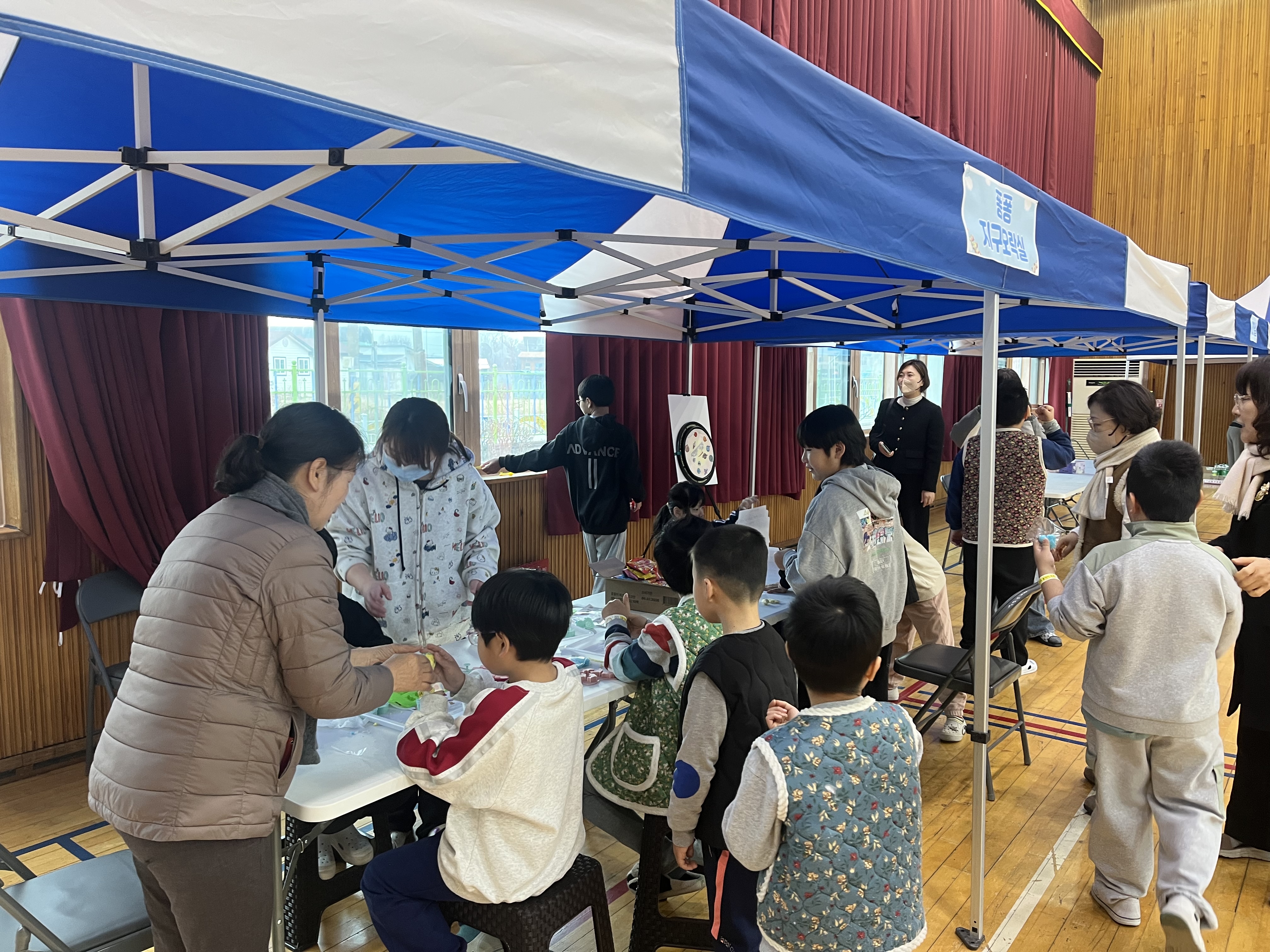 삼가초등학교, ‘동아리 축제’ 열어  - 학생 주도 무학년제 활동 성과 공유 - 관련이미지2