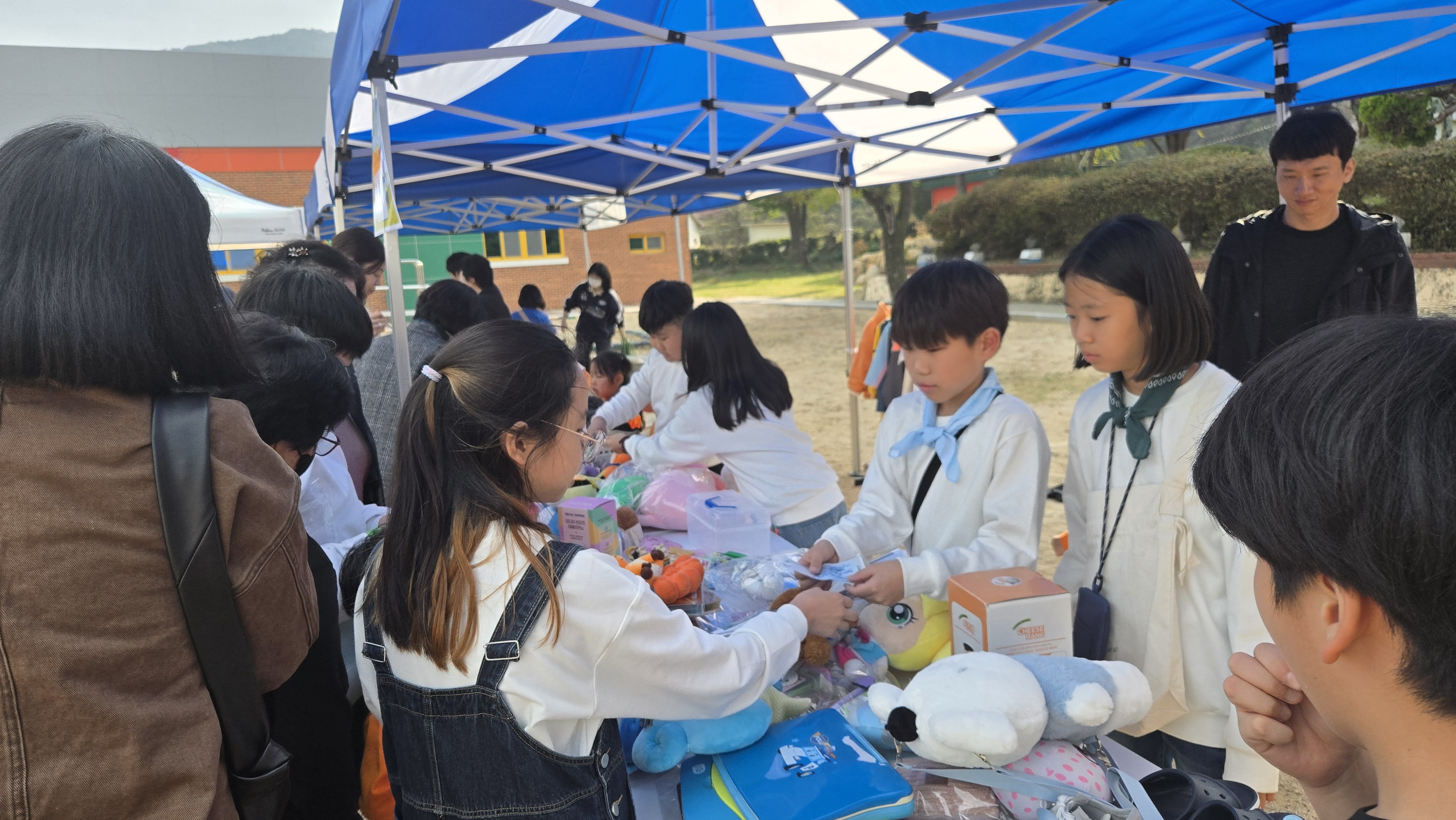 이작초등학교, ‘2025 이작꿈나눔잔치’ 개최 - 관련이미지1