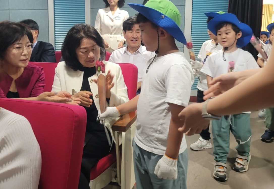 창원교육지원청, 「5월 청렴·에코 학교(원)장회의」 실시 - 관련이미지2