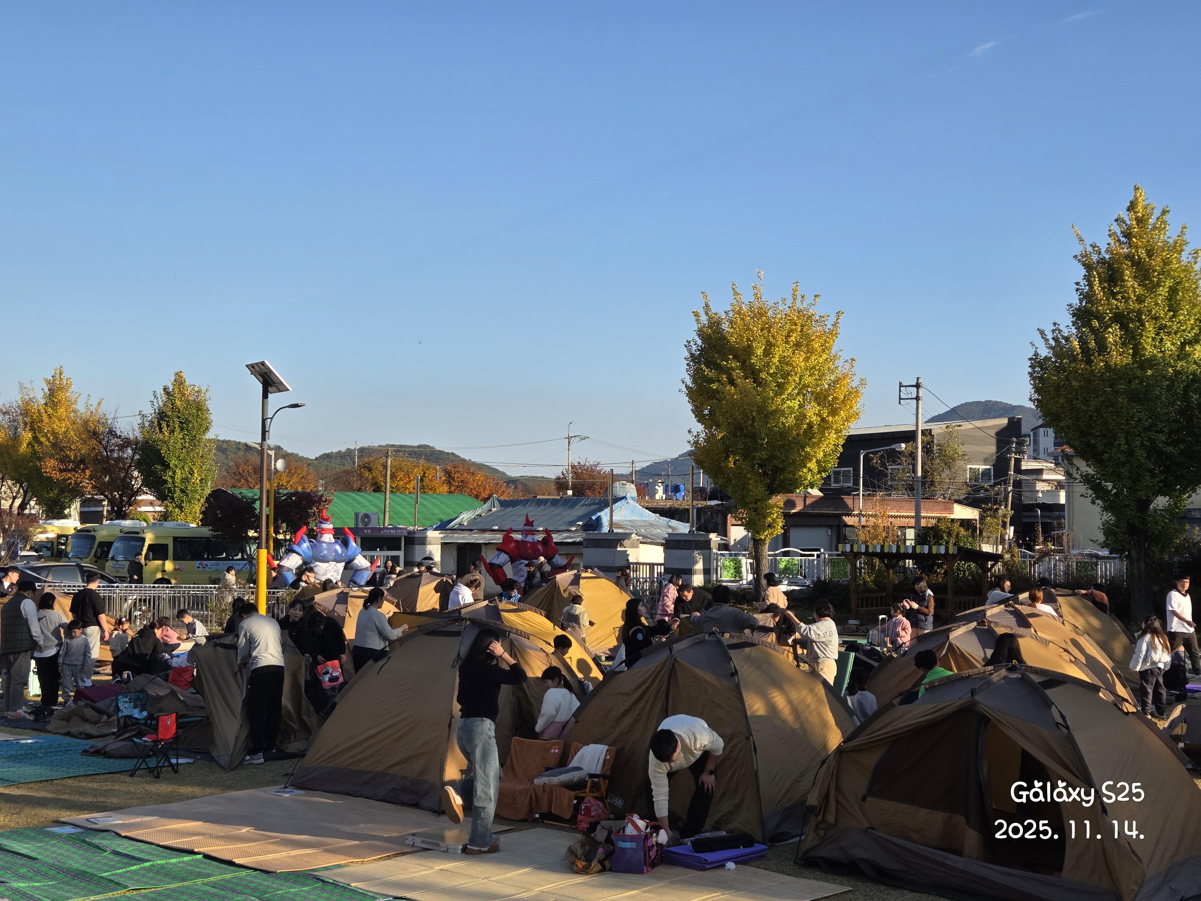 창원진달래유치원, 가을밤 수놓은 ‘별빛가득 가족캠핑’실시 - 관련이미지1