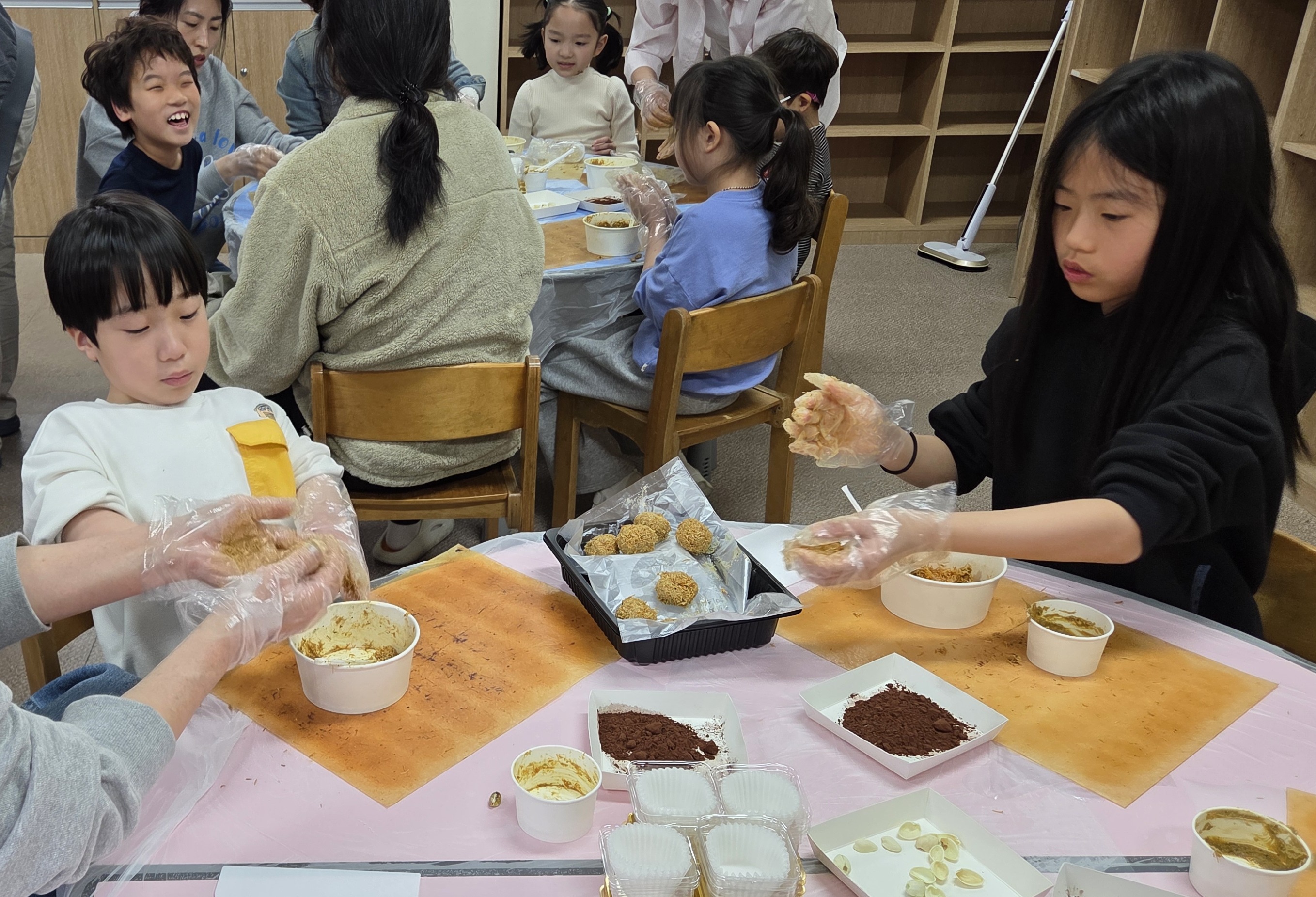 하북초병설유치원, ‘두쫀쿠’로 하나되는 유초이음교육 - 관련이미지1