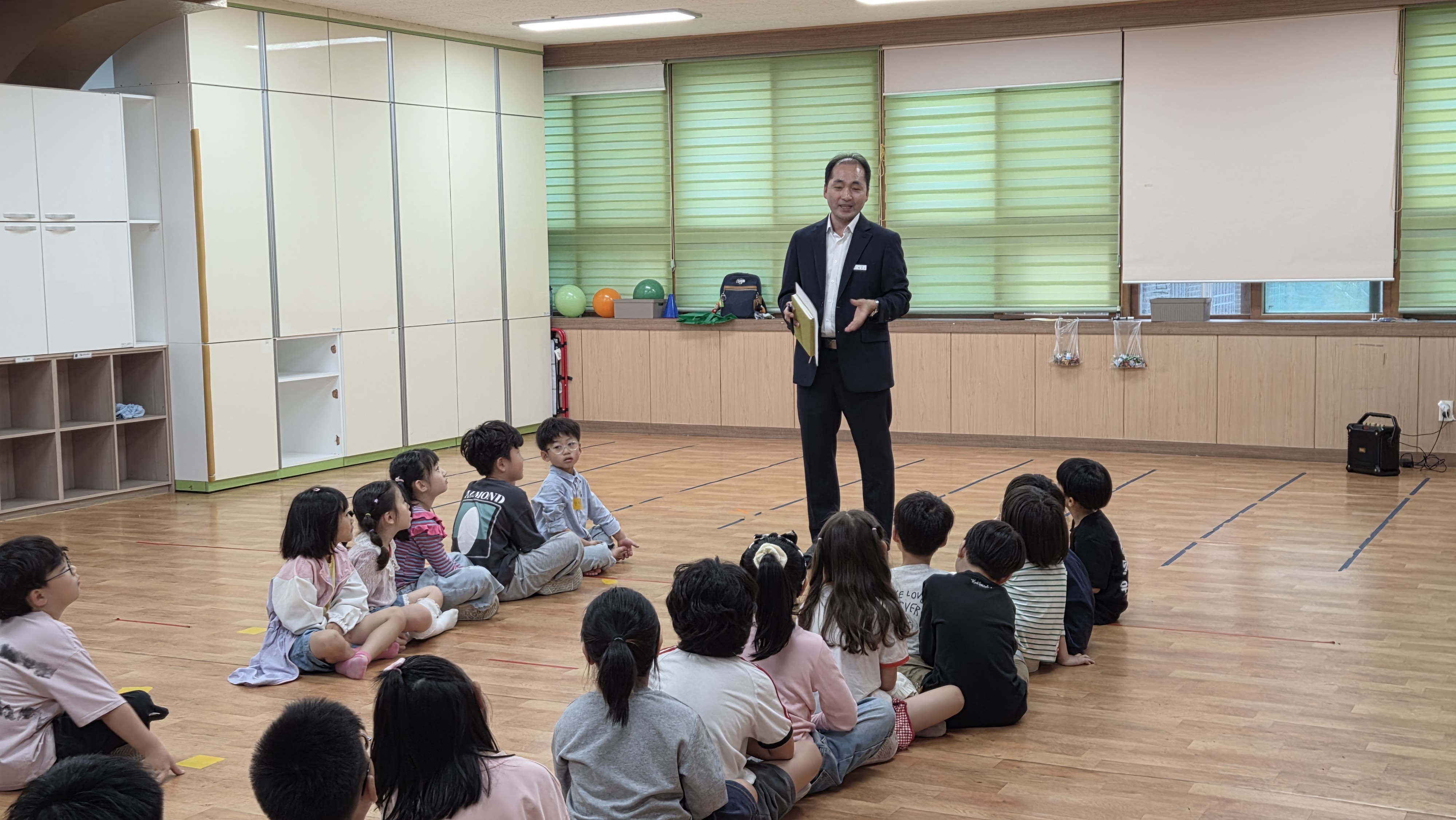 월포초, 어린이집 동생들과 ‘화풀이 캠프’로 마음을 잇다 - 관련이미지3