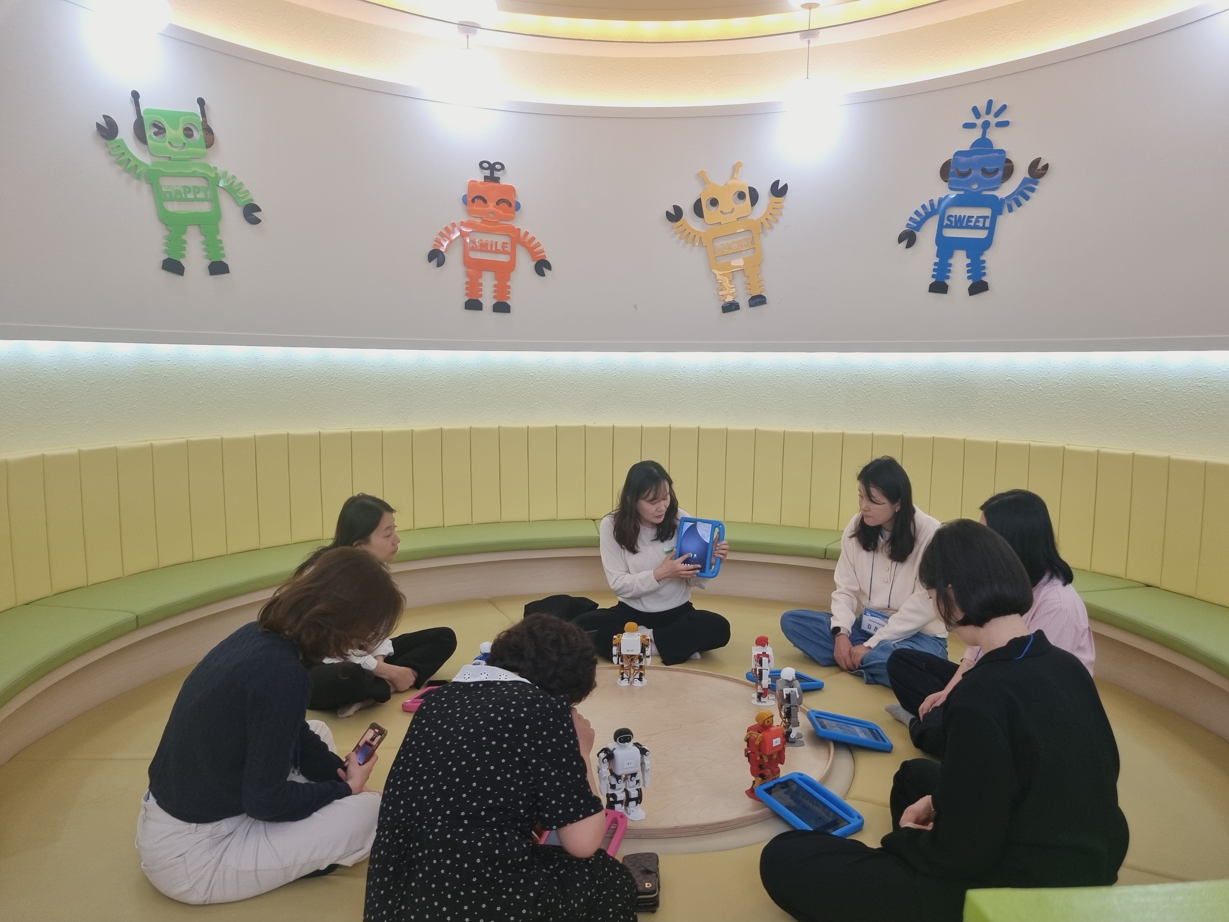 진주체험분원, AI 로봇과 함께하는 과학체험 실시 - 관련이미지2