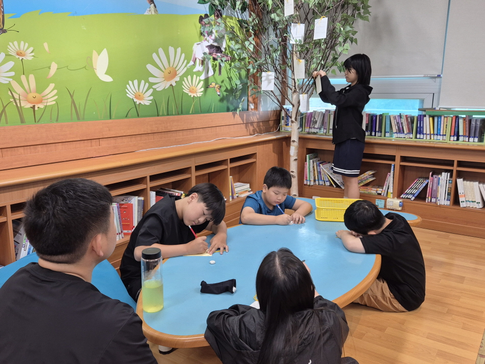 하동 갈육초, 2학기 교통안전 및 학교폭력멈춰 캠페인 실시 - 관련이미지3