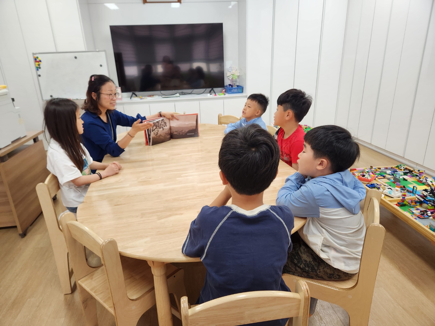백전초 학부모회 '책봄동아리' 활동으로 소통과 협력의 교육공동체 구축 - 관련이미지2
