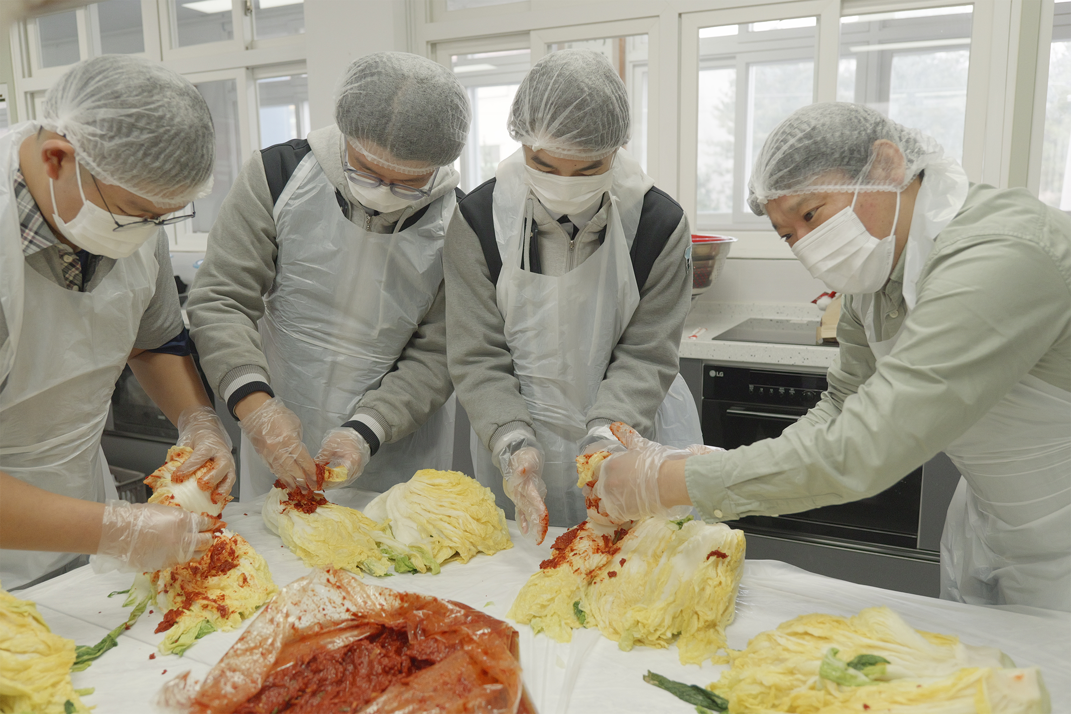 대병중학교, 김장 나눔 행사로 이웃 사랑 이어간다 - 관련이미지3