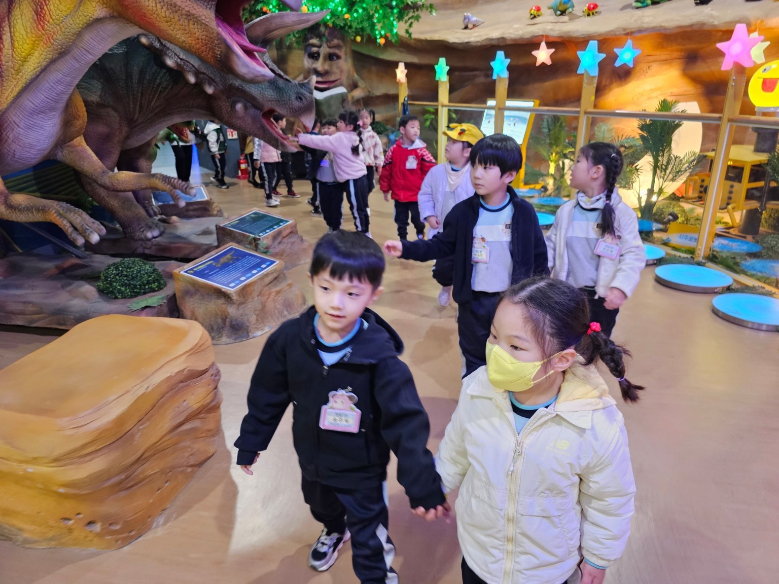 산청유치원, 신나는 로봇랜드 여행 - 관련이미지2