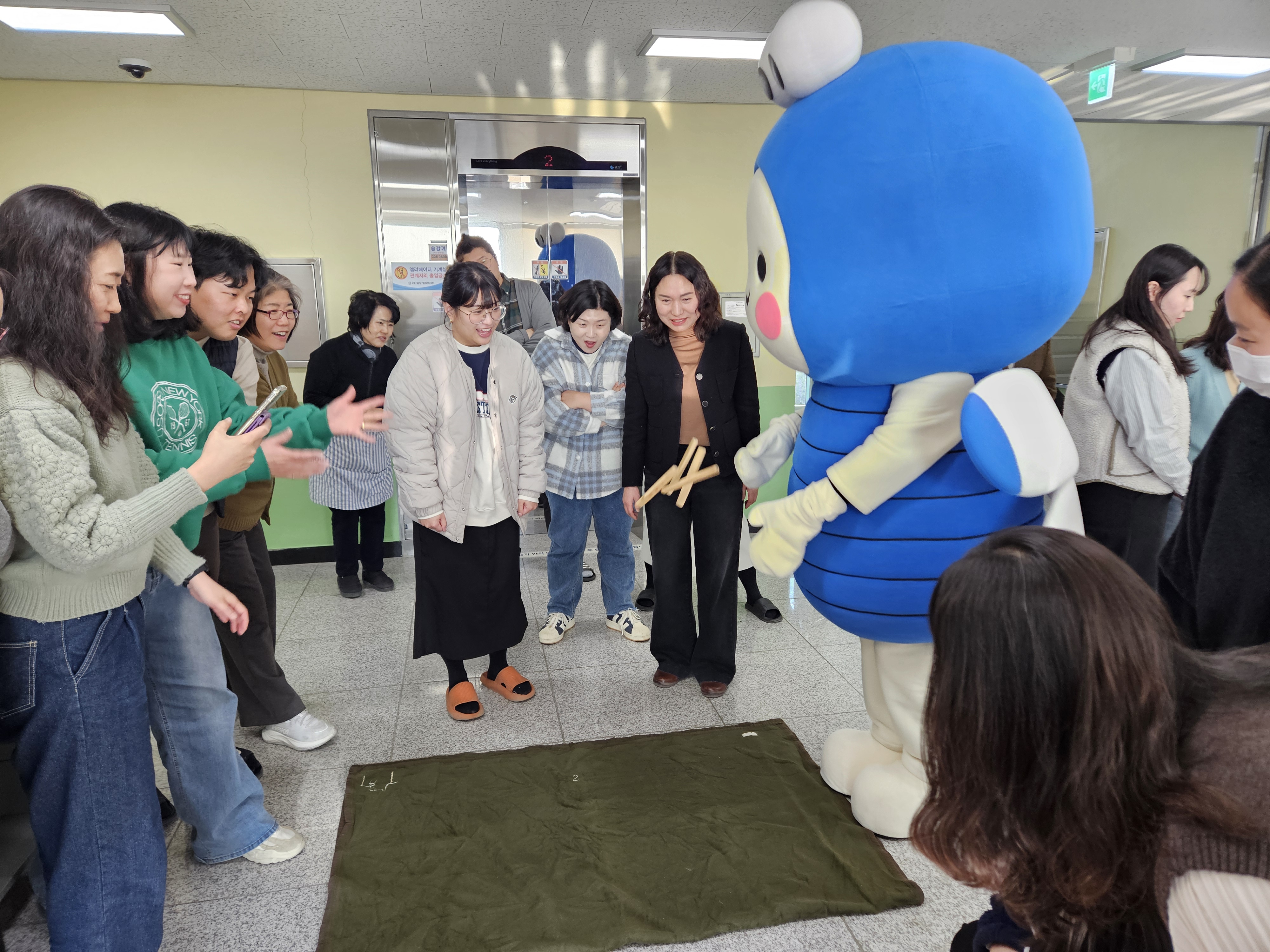 창녕교육지원청, 설맞이 청렴 윷놀이 한마당 개최 - 관련이미지3