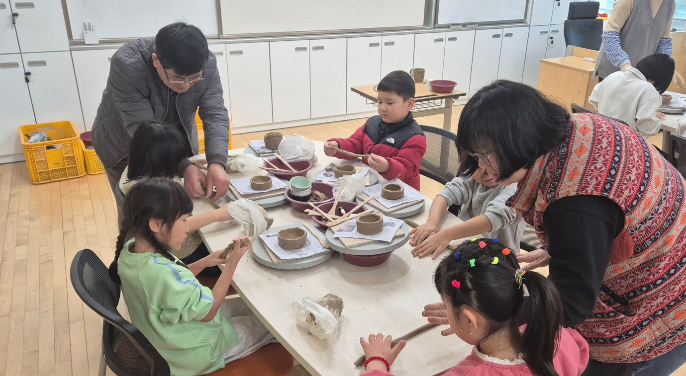 지곡초, 흙으로  - 관련이미지3