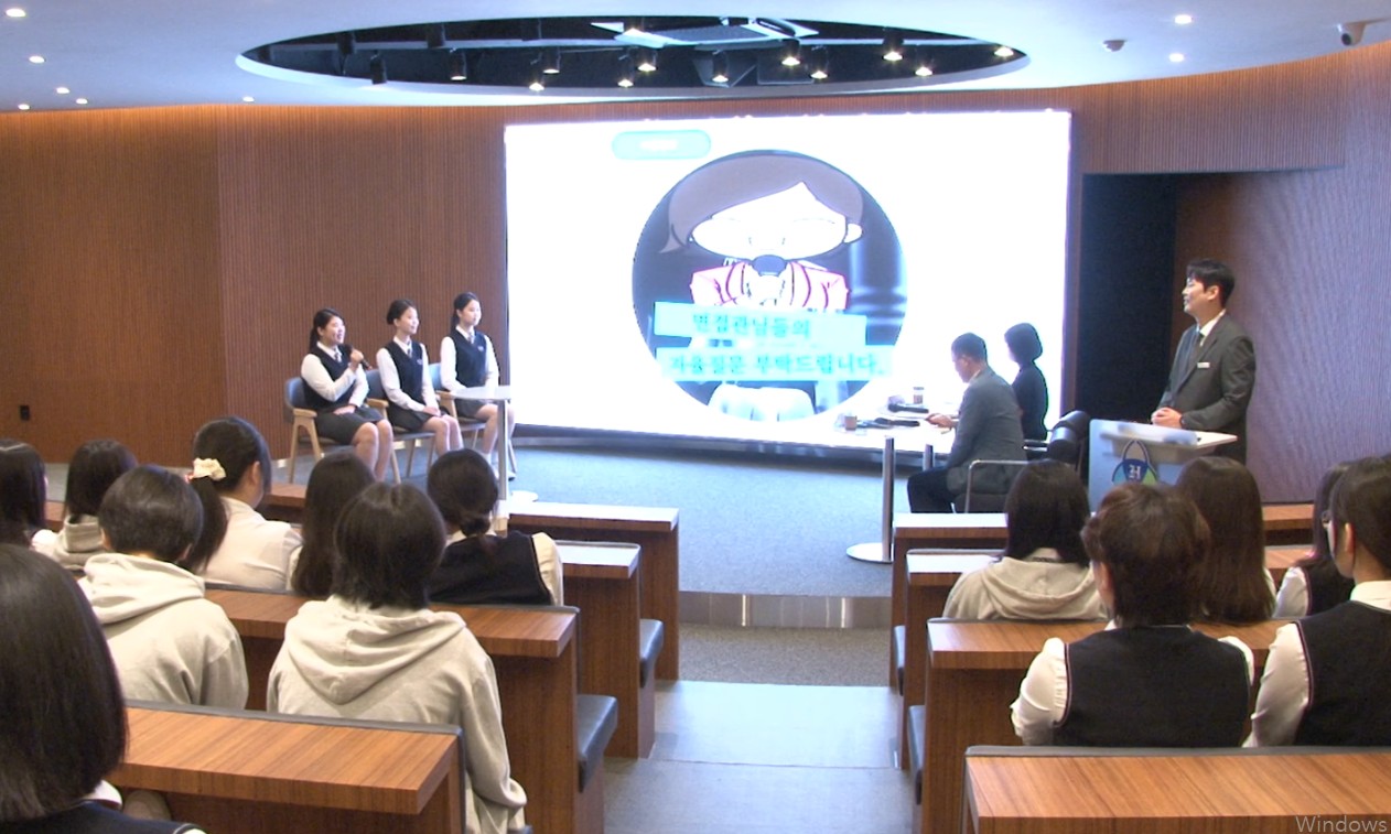 ‘2025 한일여고 취업박람회’ 개최 - 관련이미지1