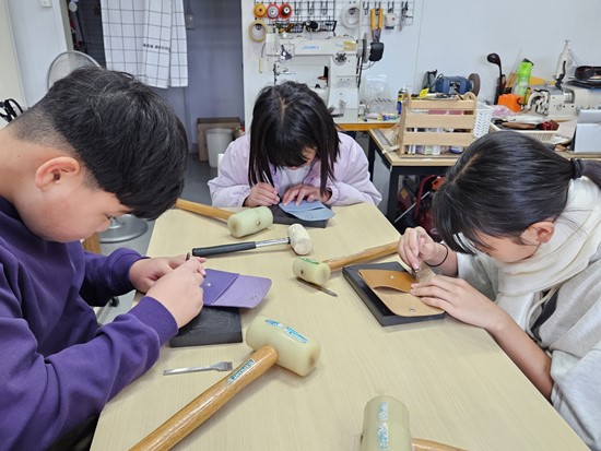 백전초, 지역 청년과 함께 자라는 민주시민!(백전초등학교, ‘고마워, 청년’ 다섯 번째 프로젝트) - 관련이미지1