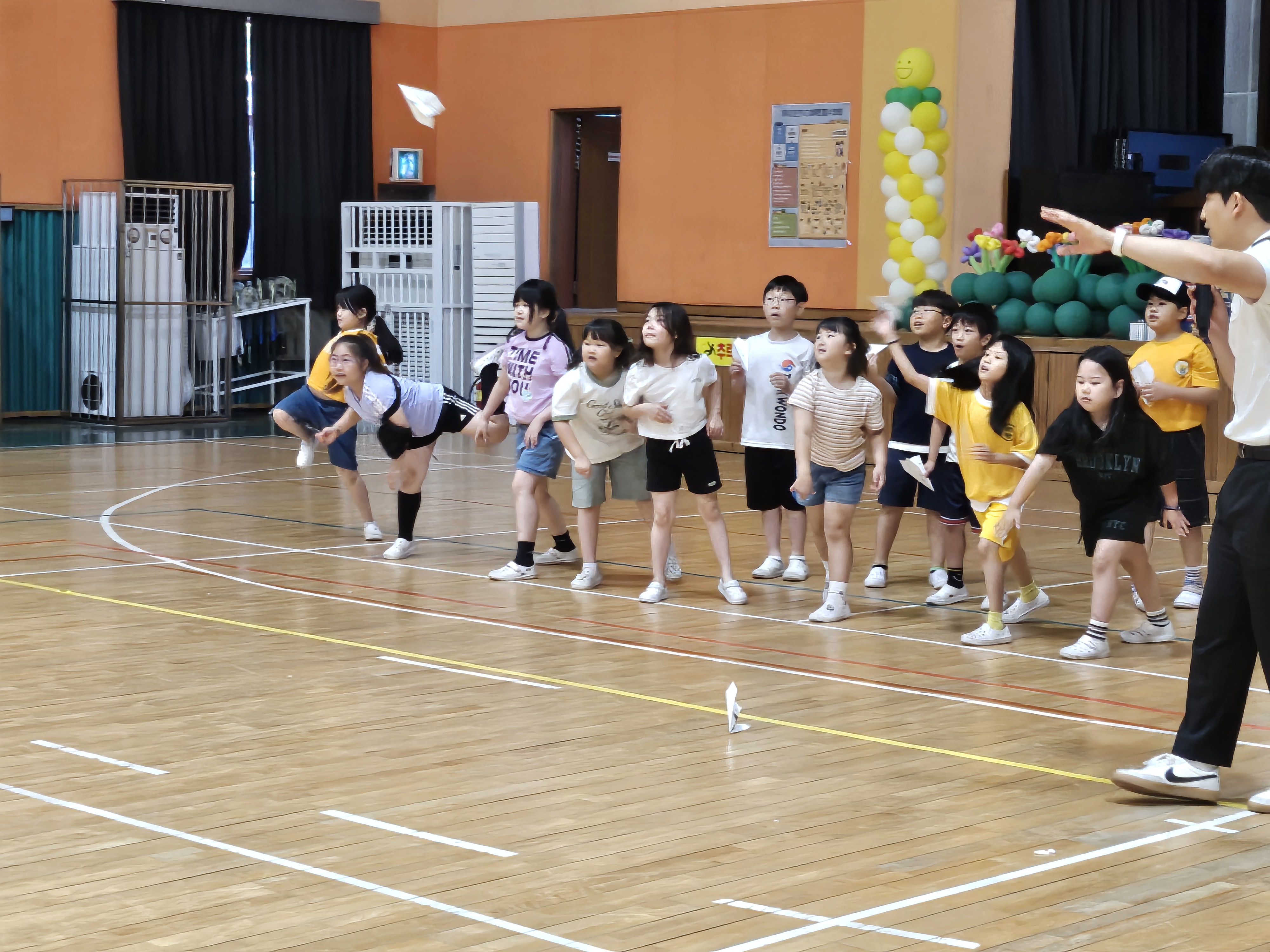 진교초, "종이비행기로 날아오르는 꿈!" - 관련이미지1