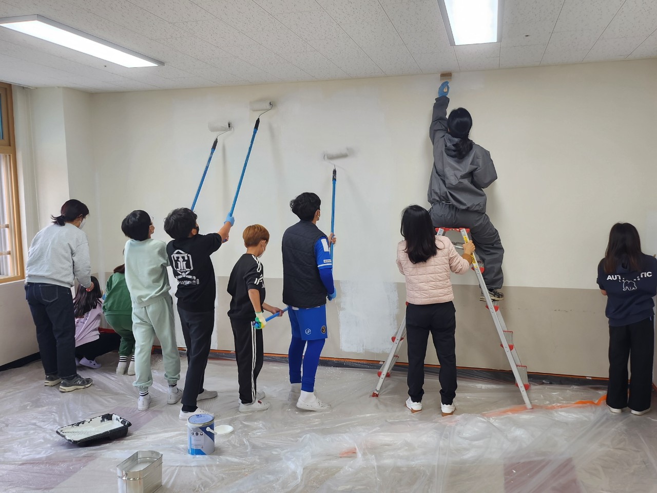 통영제석초, 비어있던 벽에 마음을 채우다!  제석초‘문화공간’의 따뜻한 변신 - 관련이미지1