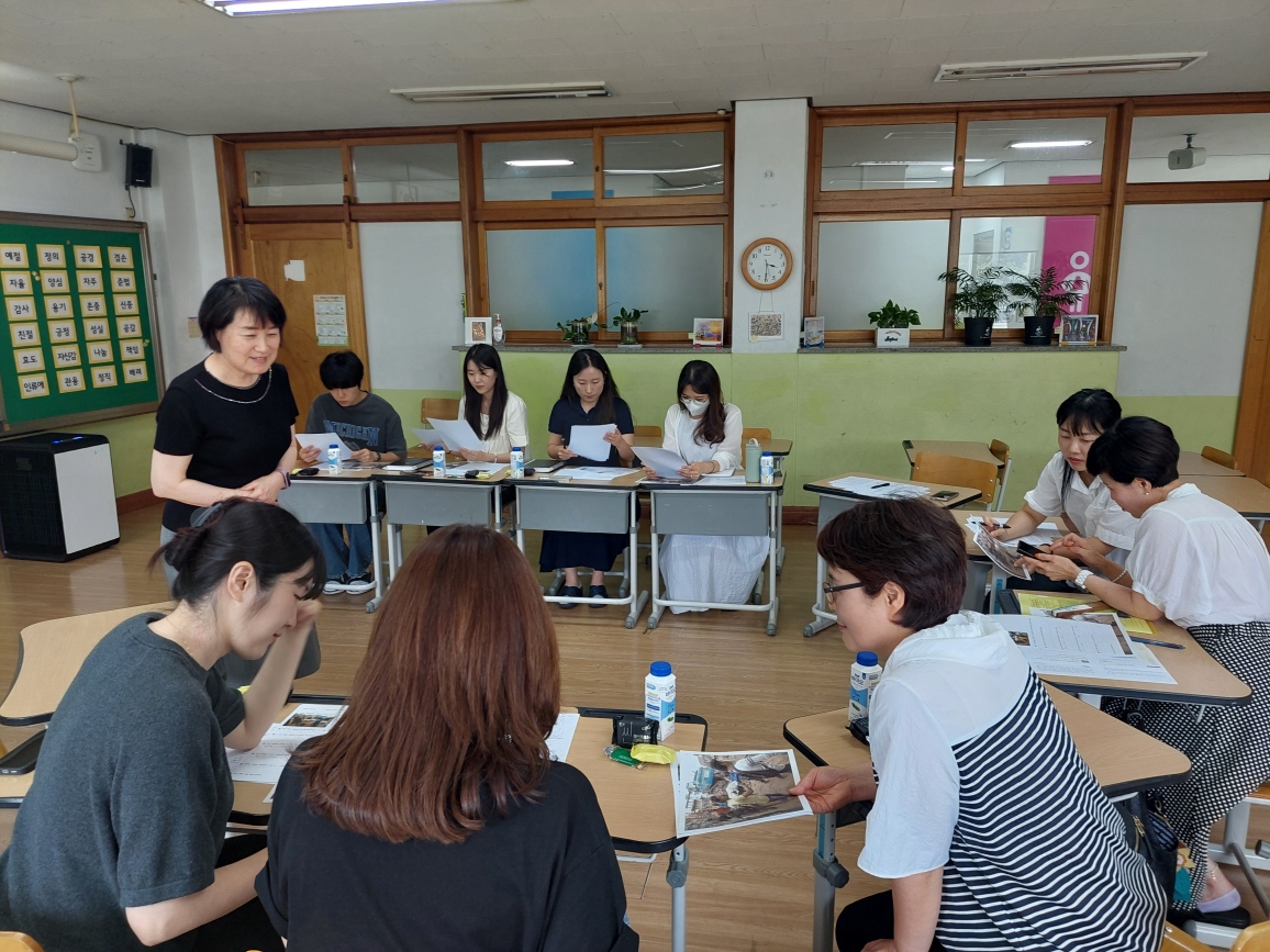 질문에서 시작하는 수업 혁신, 교실에 배움의 변화를 더하다   - 관련이미지2