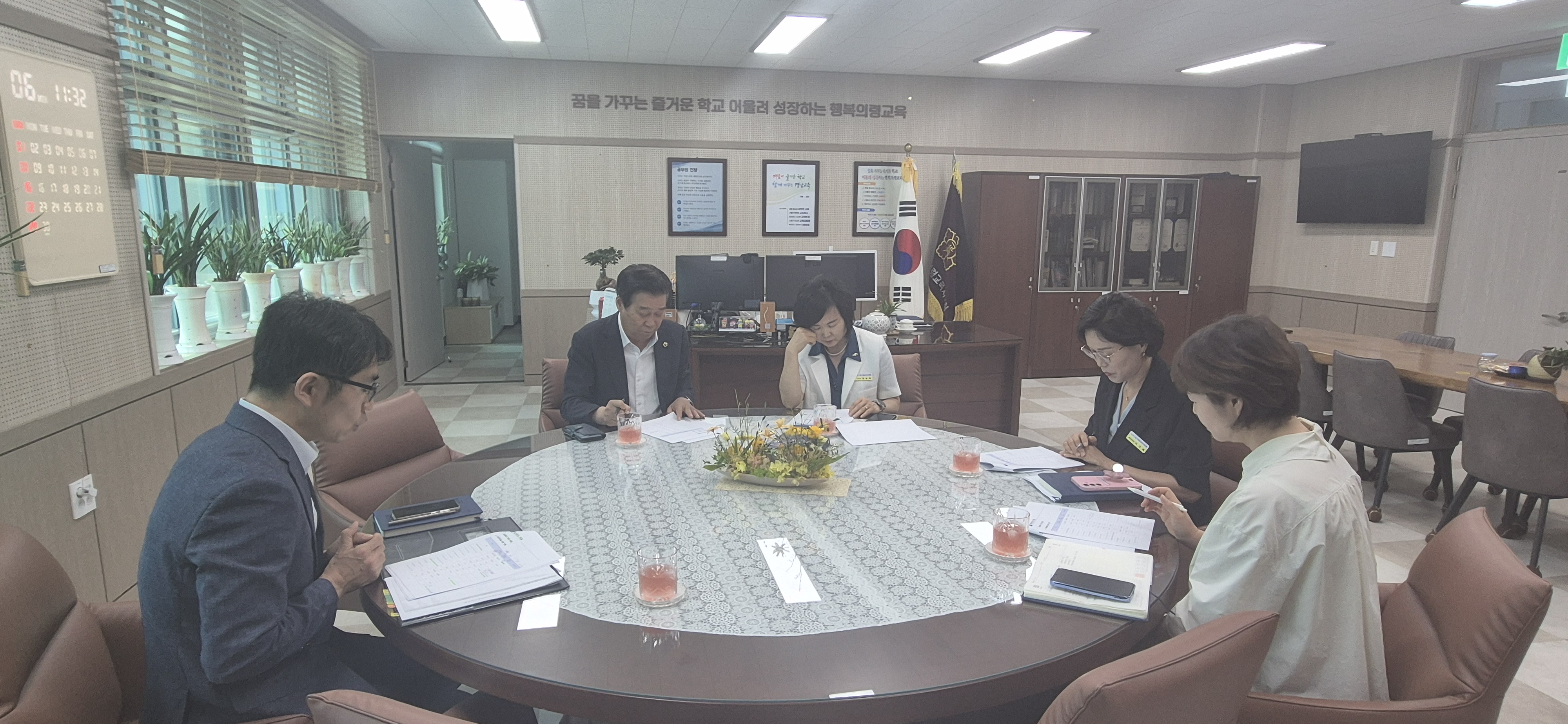 의령교육지원청, 권원만 도의원 초청 예산 정책 간담회 개최 - 관련이미지1