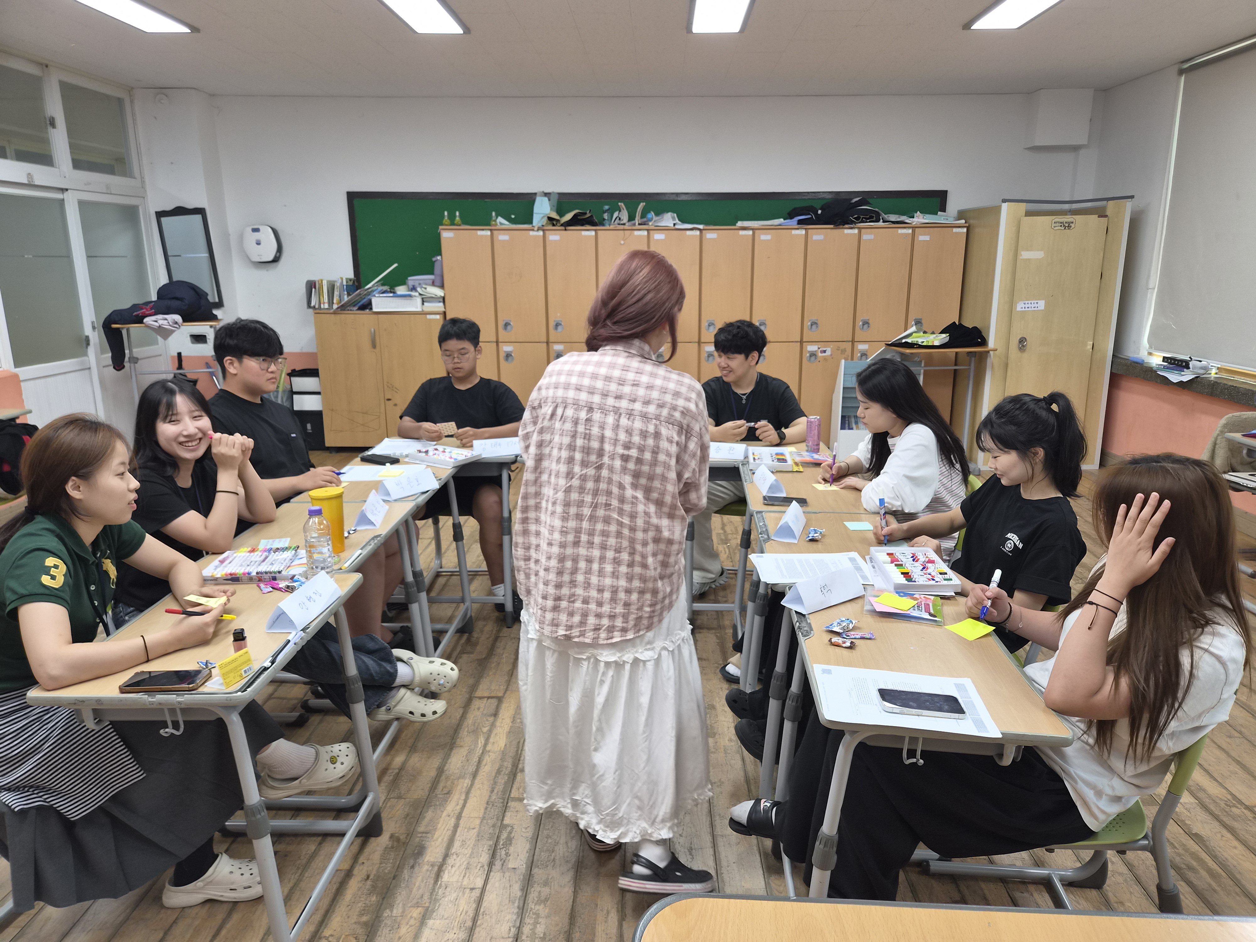 하동 금남고, ‘2026 자기성장 1000분 배움 캠프’ 운영… 선배와 함께, 문학과 수학이 만나는 특별한 여름 - 관련이미지2