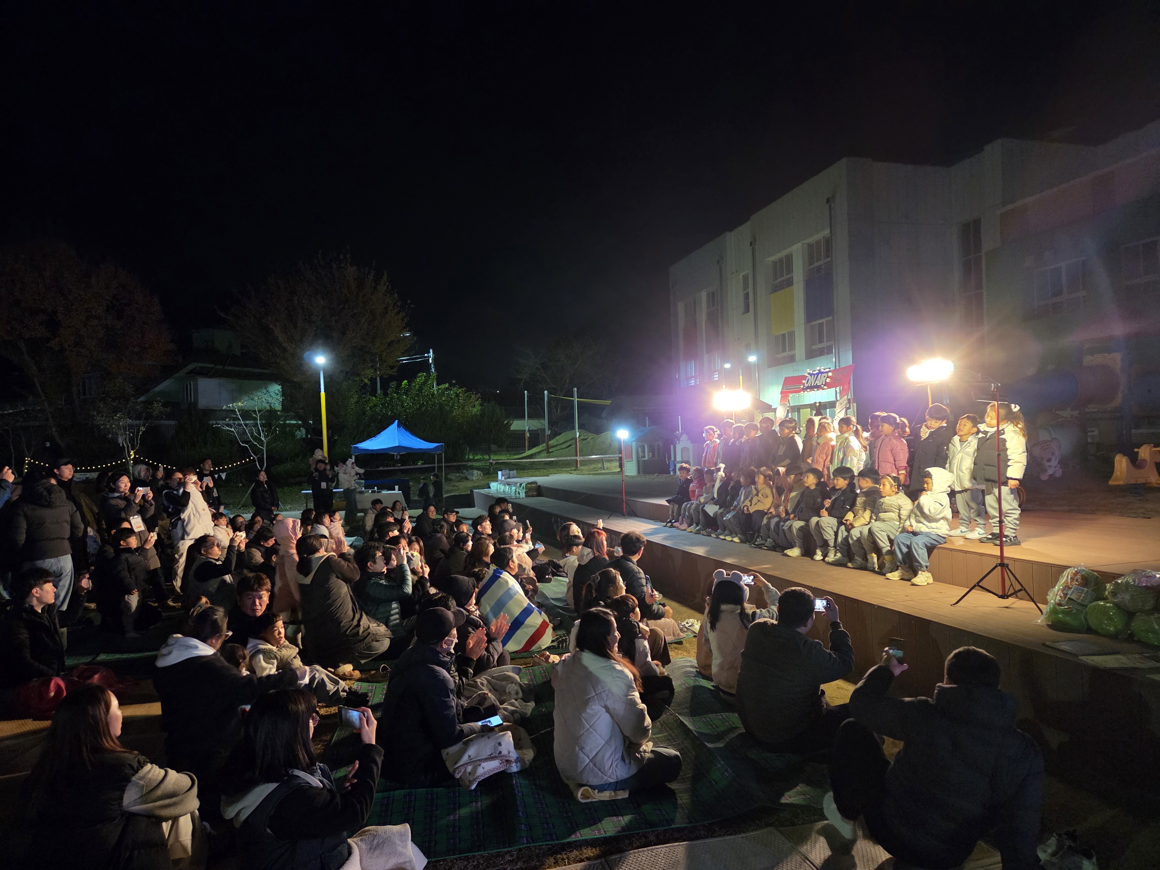 창원진달래유치원, 가을밤 수놓은 ‘별빛가득 가족캠핑’실시 - 관련이미지3