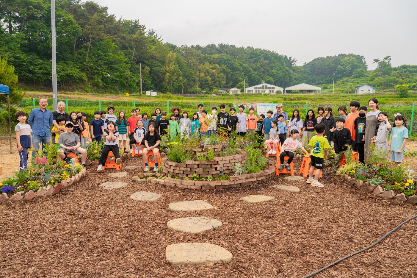 도마초, 살랑살랑 바람결 텃밭정원 팜파티 열어  - 관련이미지1
