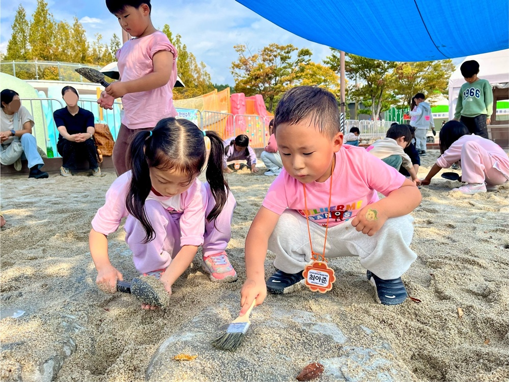 안의초병설유, '함께자람’으로 떠나는 공룡 탐험, 과거와 미래를 잇다 - 관련이미지2