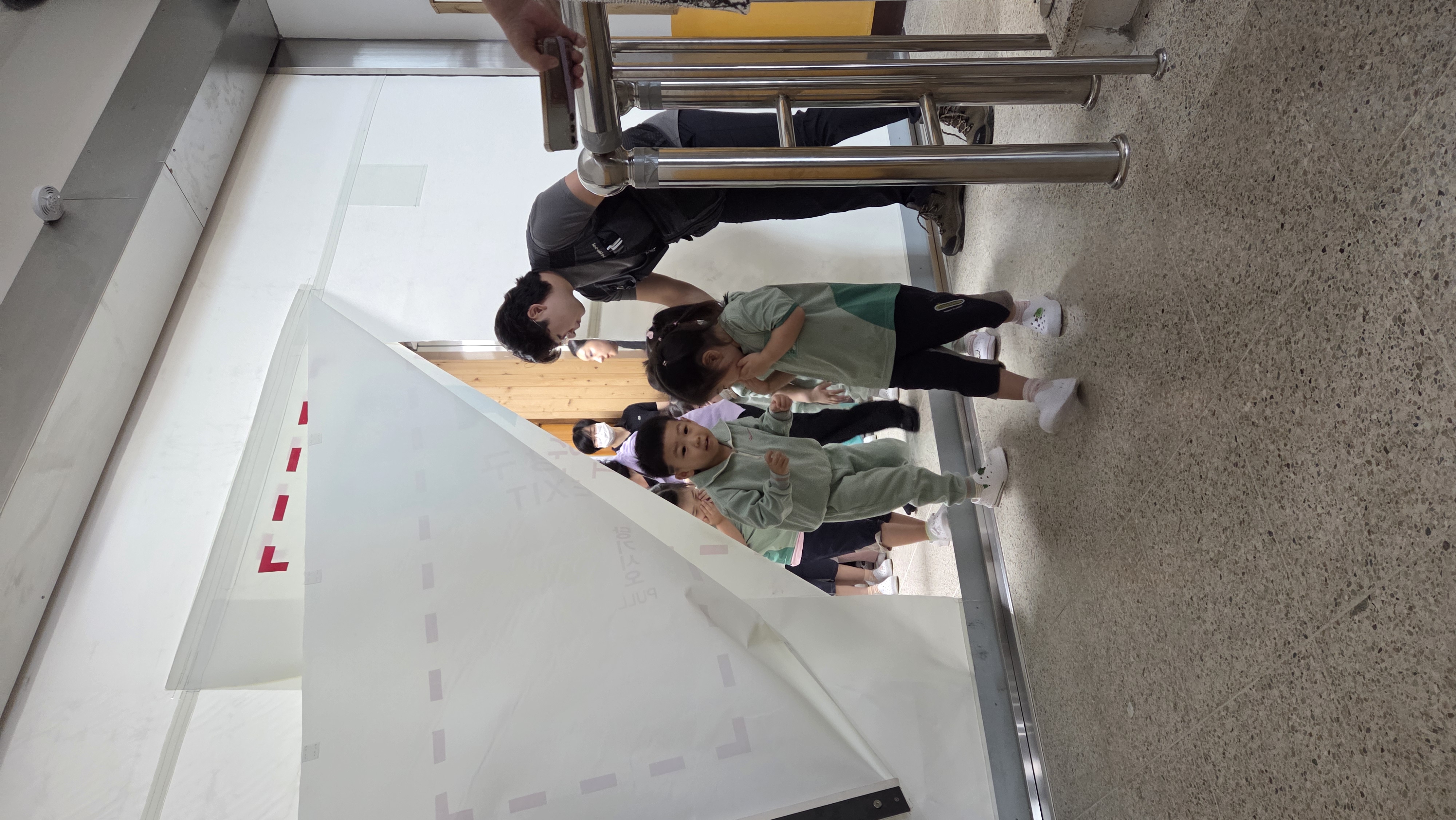 월영초병설유치원 유-초연계 마산소방서  함께 하는   소방훈련대피 안전 교육 실시 - 관련이미지1