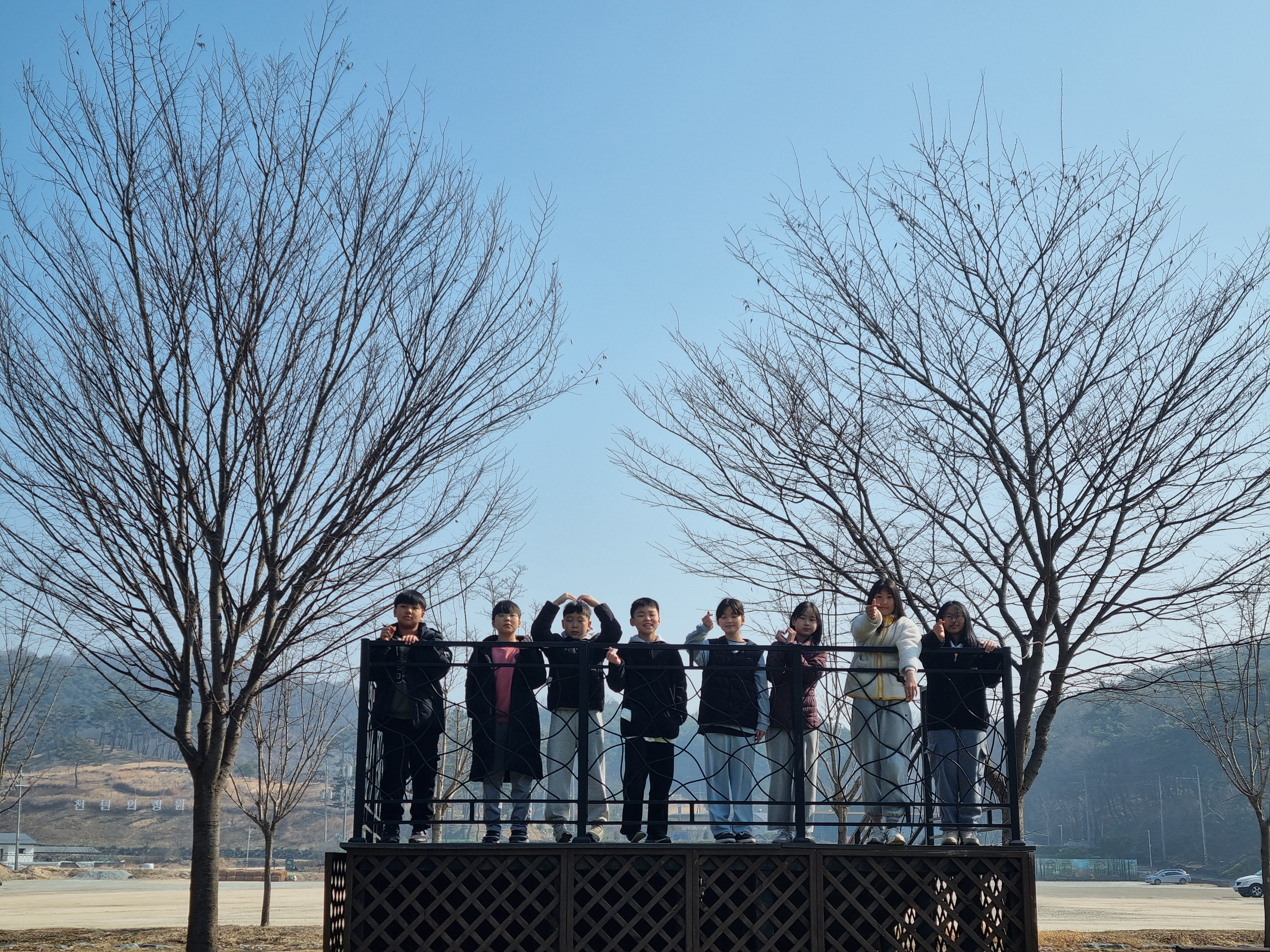  위림초, 전교생이 상림의 기운을 받아 새학년 다짐 실시  - 관련이미지3