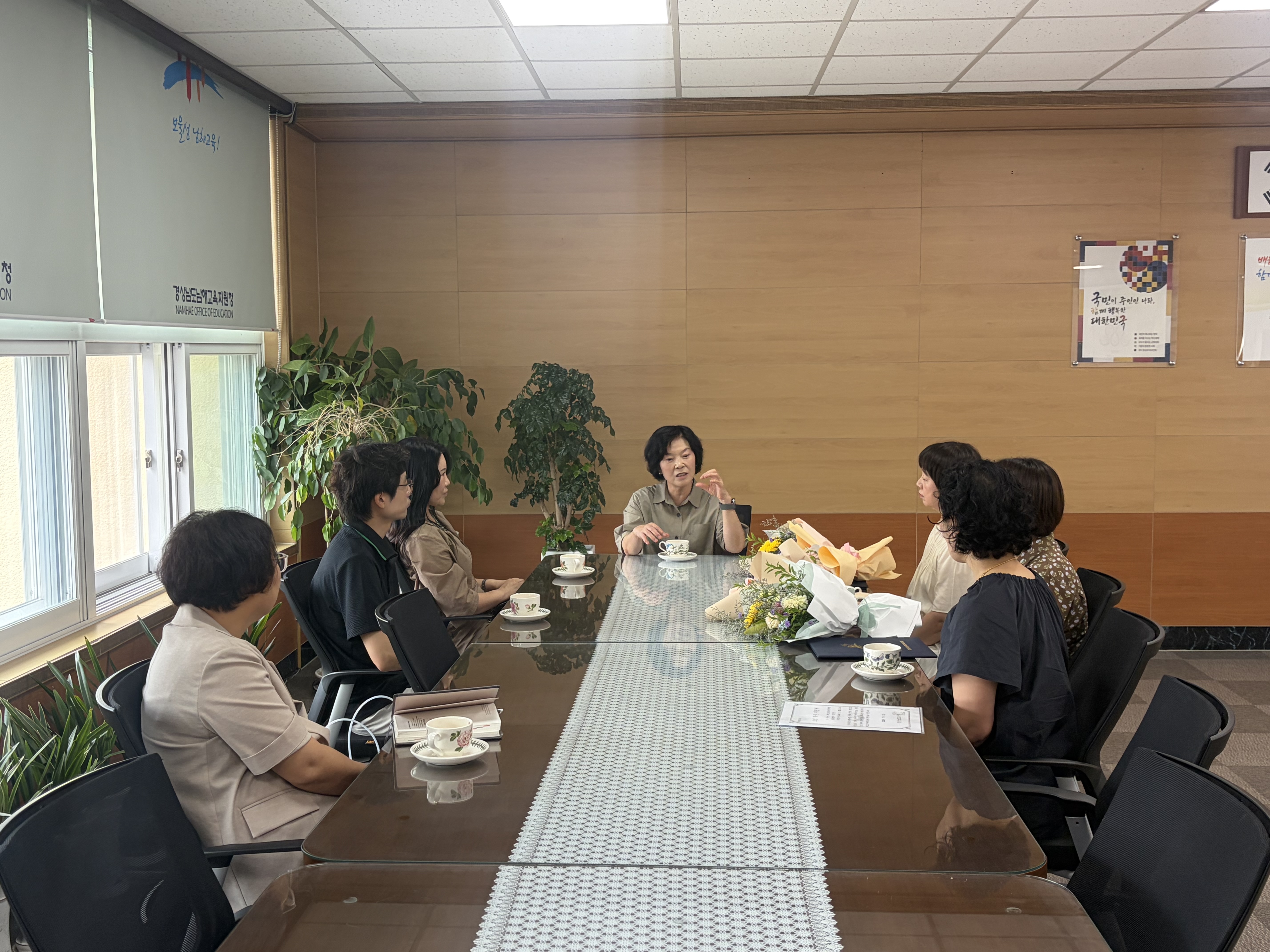 남해교육지원청, 모범 학원 교습소 지정서 전달 - 관련이미지2