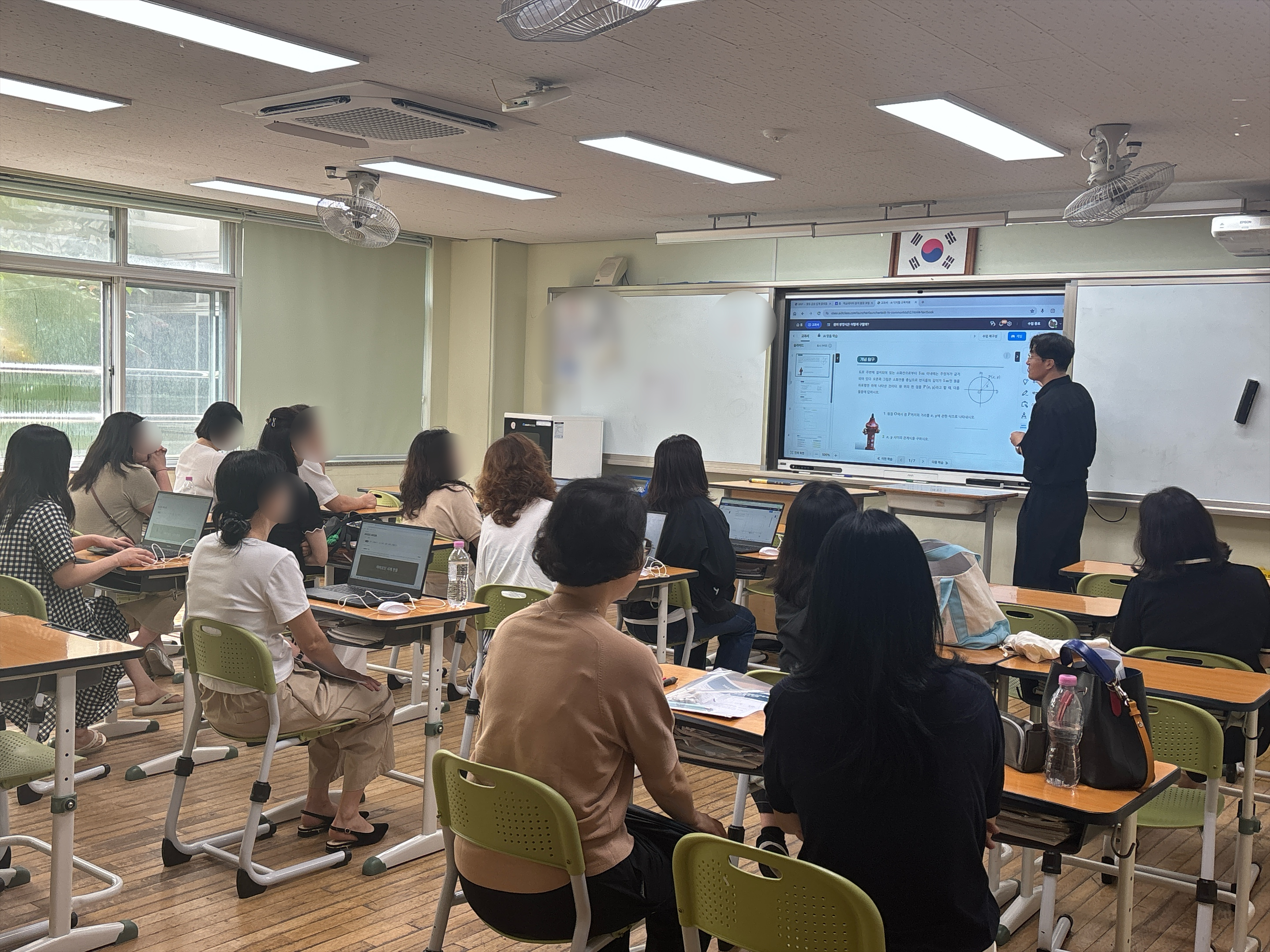 김해율하고, 미래교실을 열다. '먼저 가보는 김해율하고' 성황리 운영 - 관련이미지3