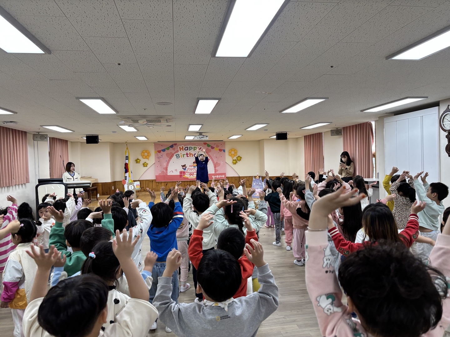 한아름유치원, 전래놀이로 웃음꽃 피워… - 관련이미지1