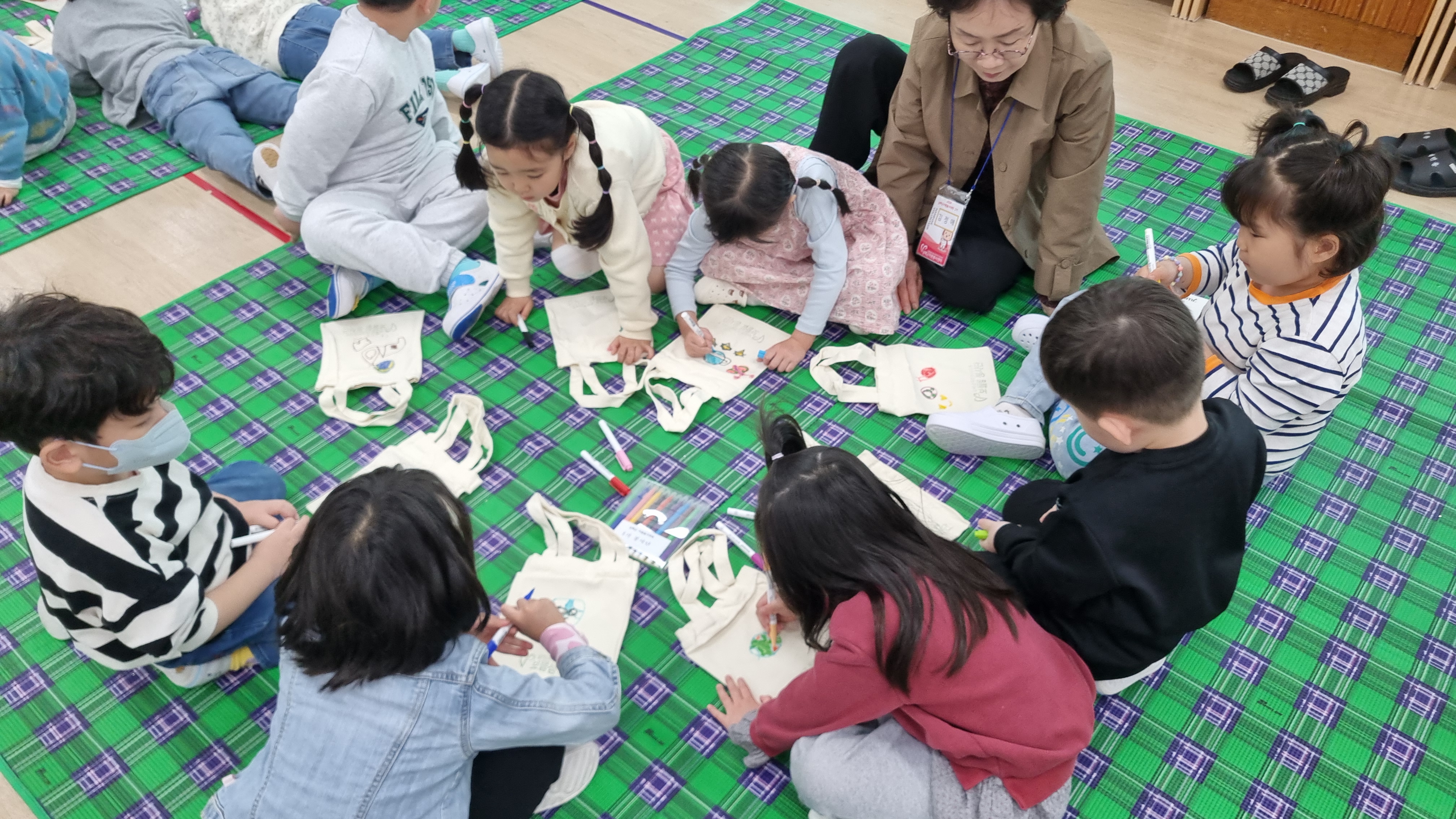 ‘비·헹·분·섞을 실천해요’ 기후 위기, 남해군 보물섬 ESG 교육활동(남해유치원)  - 관련이미지2