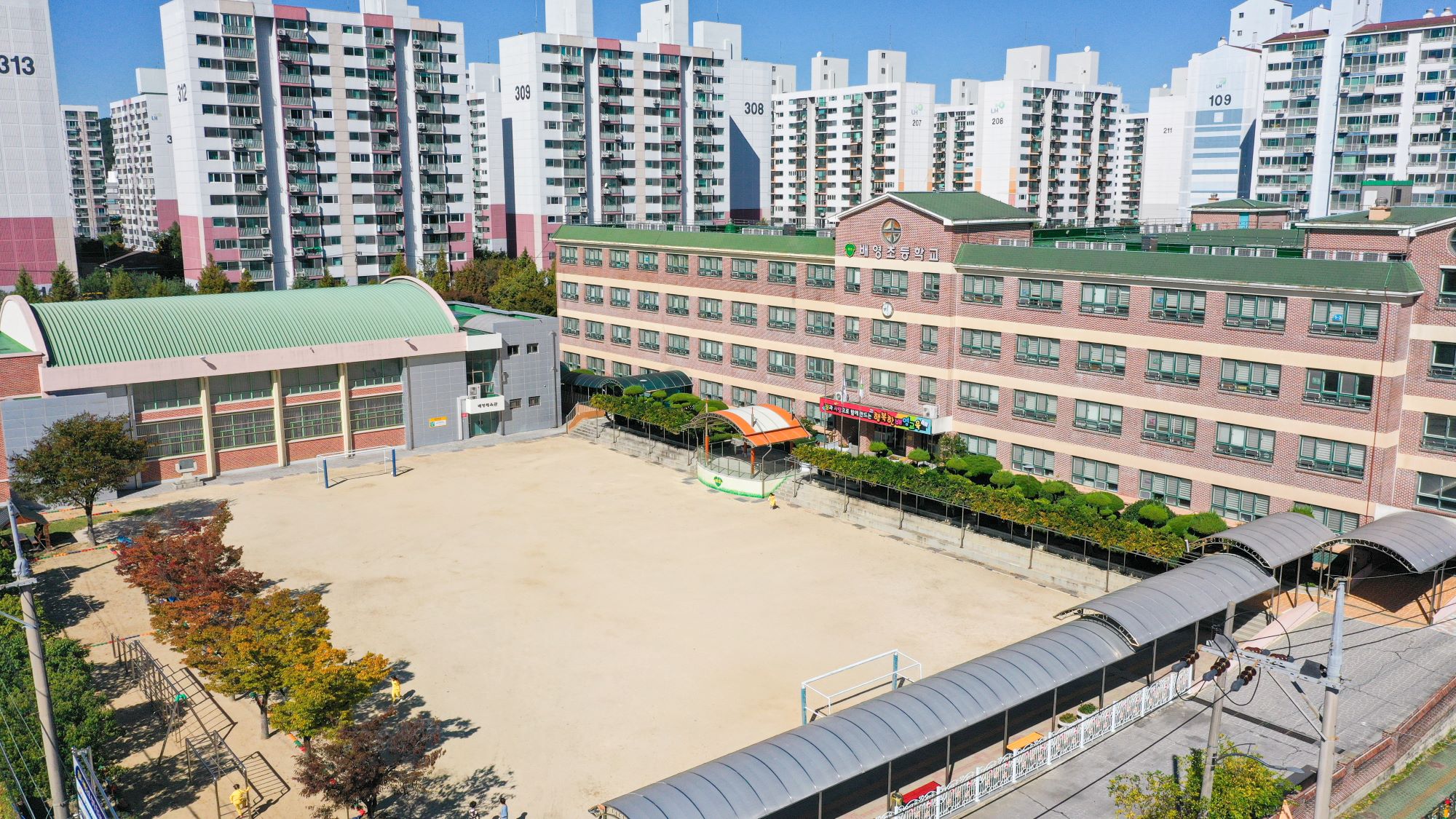 진주 배영초 ‘선배님의 통 큰 사랑’, 강선중 회장 후배 전원에게 장학금 쾌척 - 관련이미지3