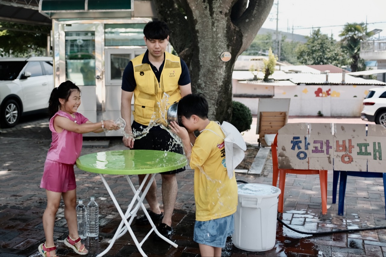 영천초, 전교생 75명과 함께한 시원한 여름축제 - 관련이미지2