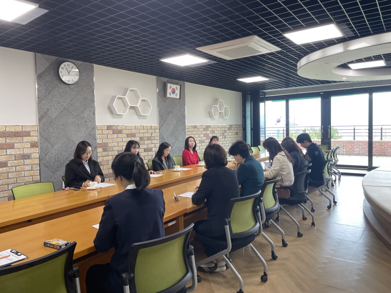 양산교육지원청, 학교·지역전문기관과  학생 정서·행동발달 지원 협의회 가져 - 관련이미지1