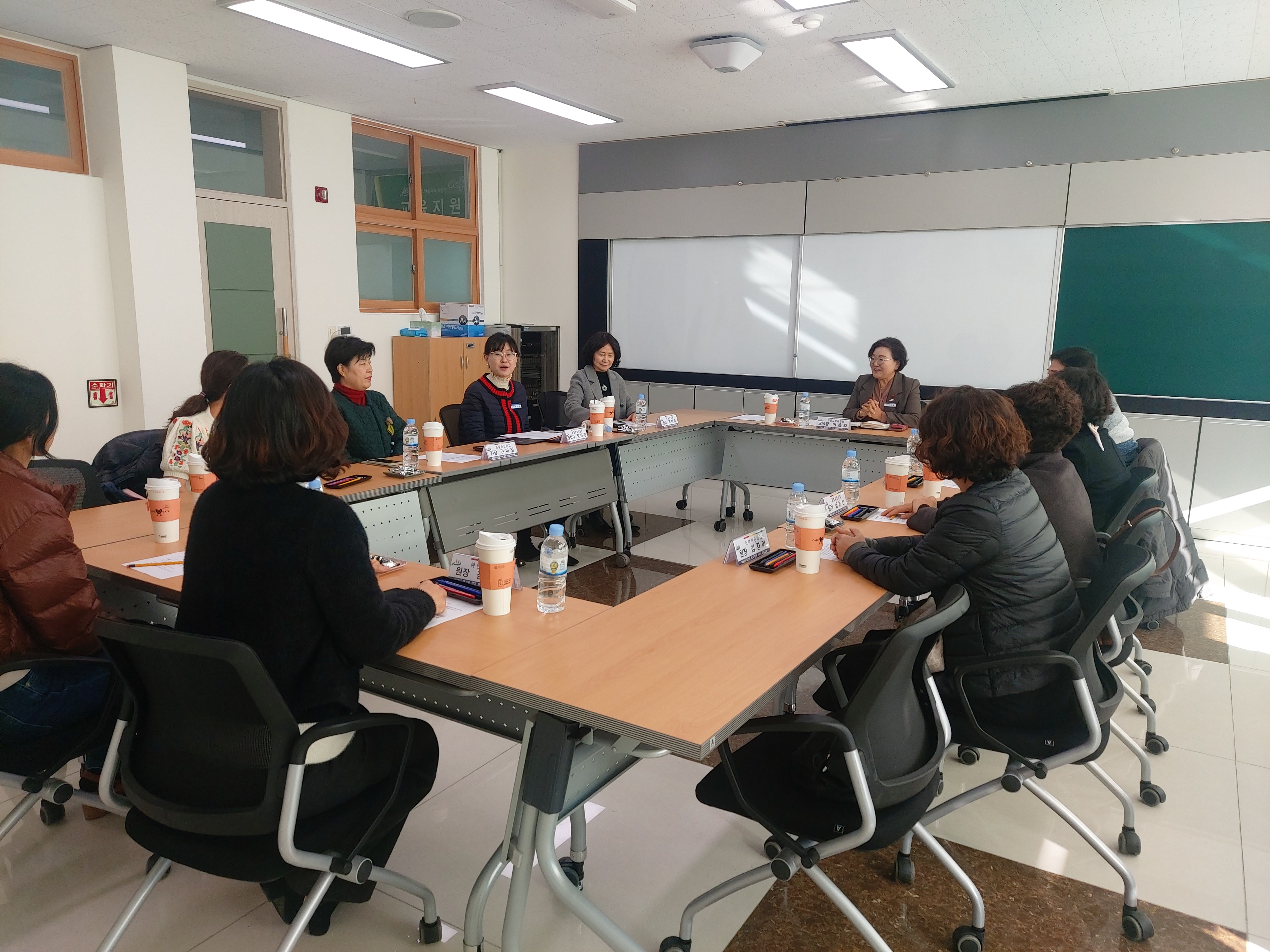 “하동교육지원청, 단설유치원 및 어린이집 원장 소통방 운영” - 관련이미지1