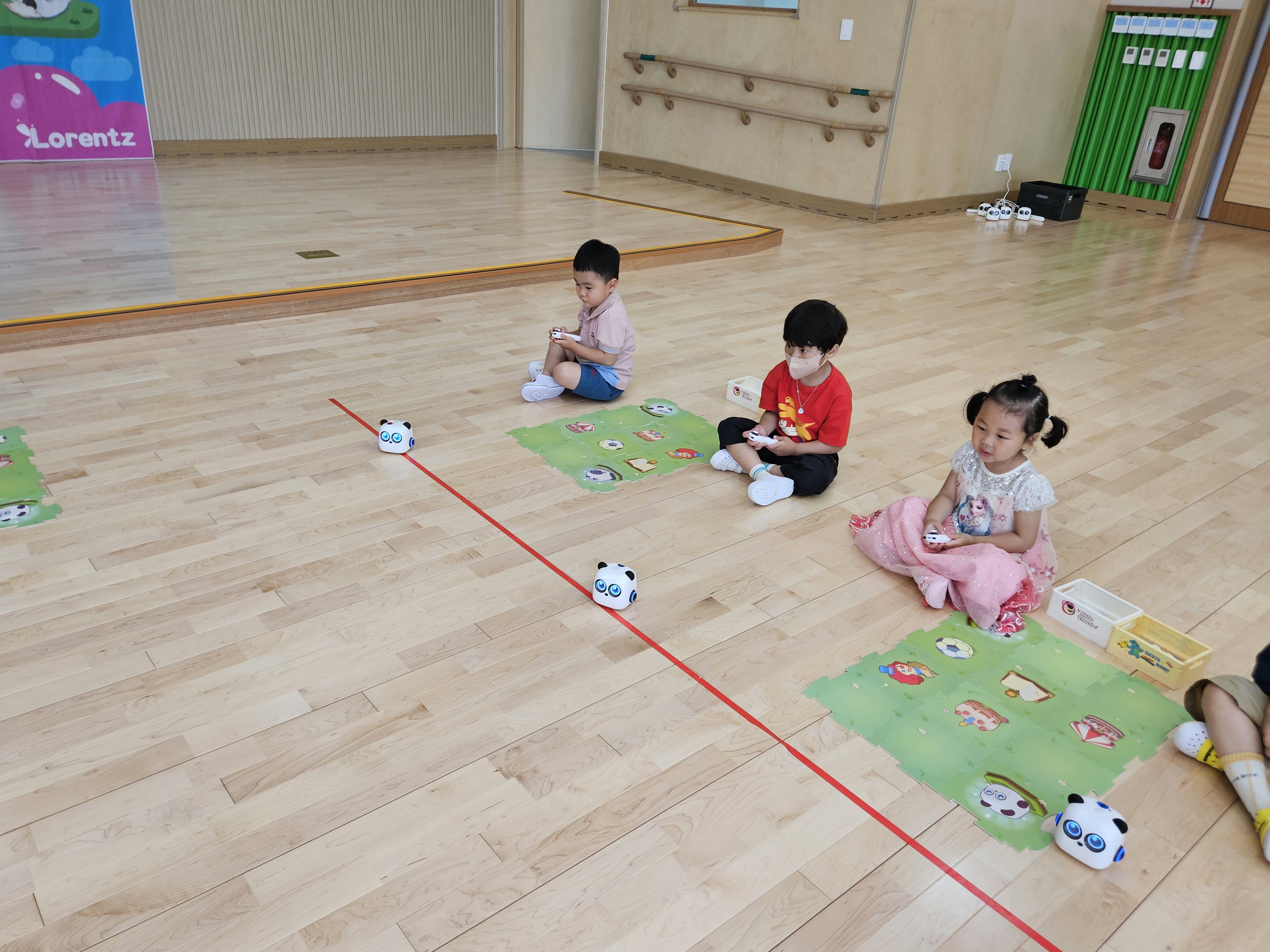 로봇과 춤추고 AI로 그림을! 주동유치원 과학 체험 눈길 - 관련이미지2
