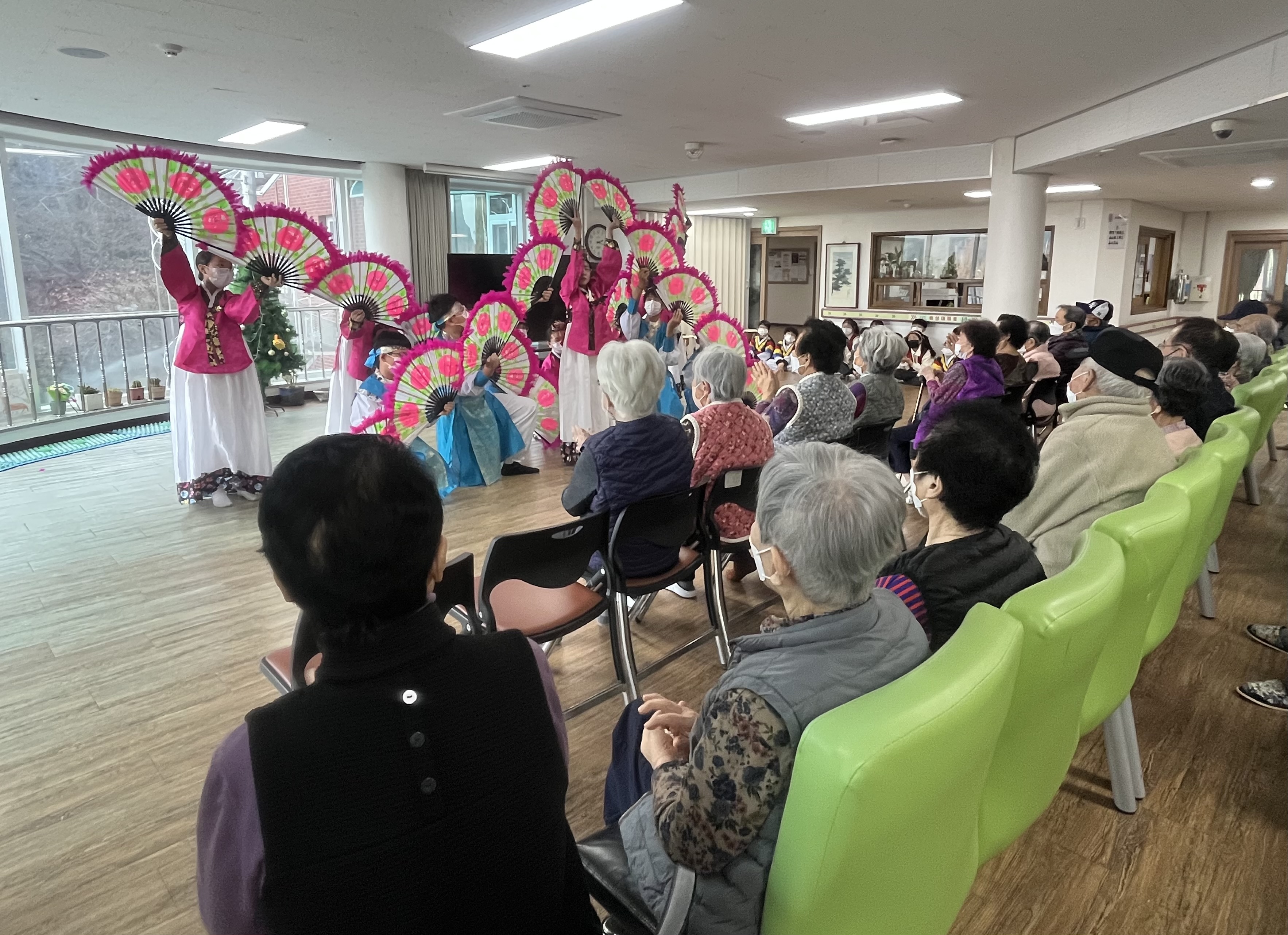 야로초, 역사를 기억하는 우리의 나눔! - 관련이미지1