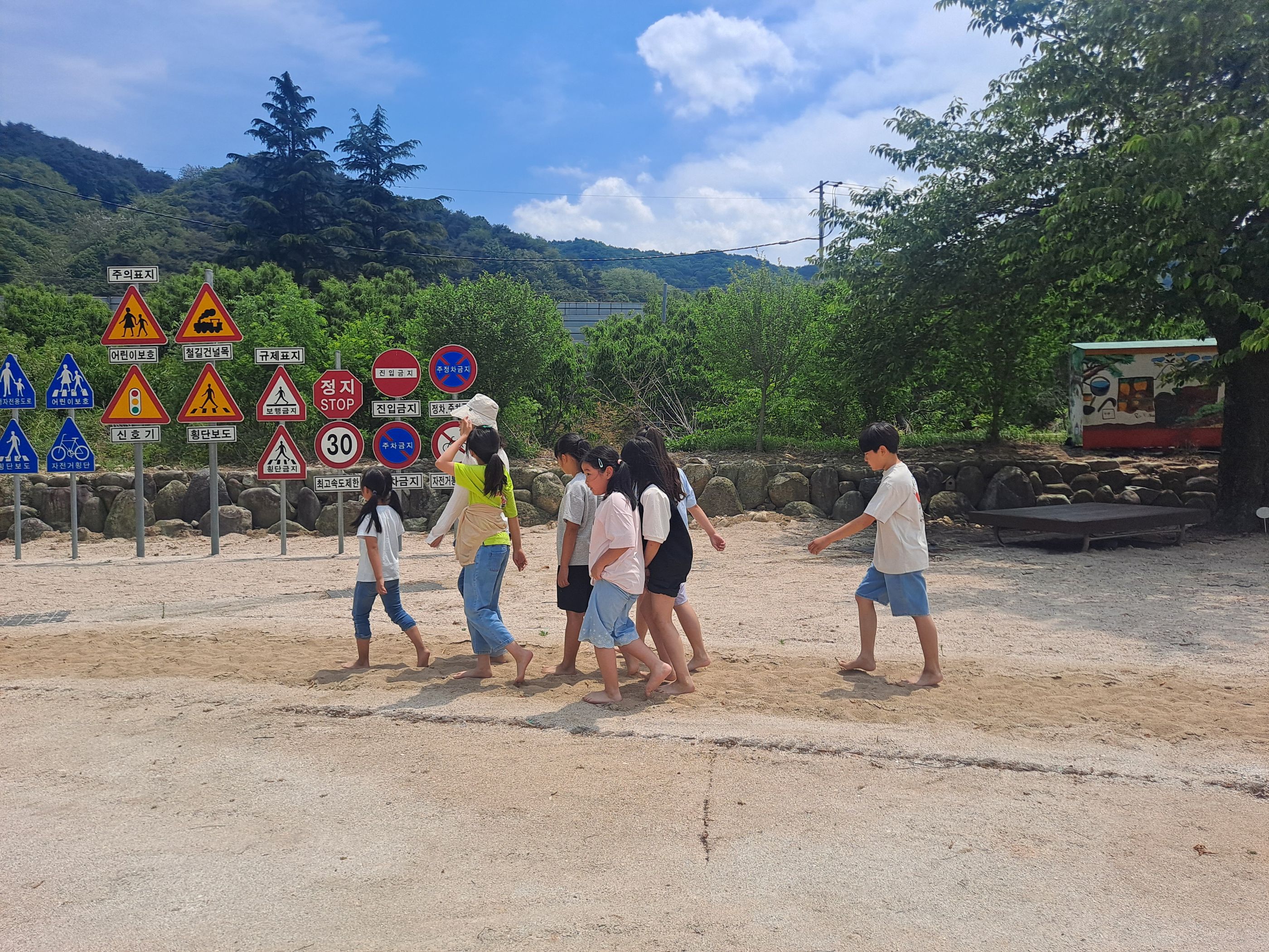 병곡초 맨발걷기 - 관련이미지3