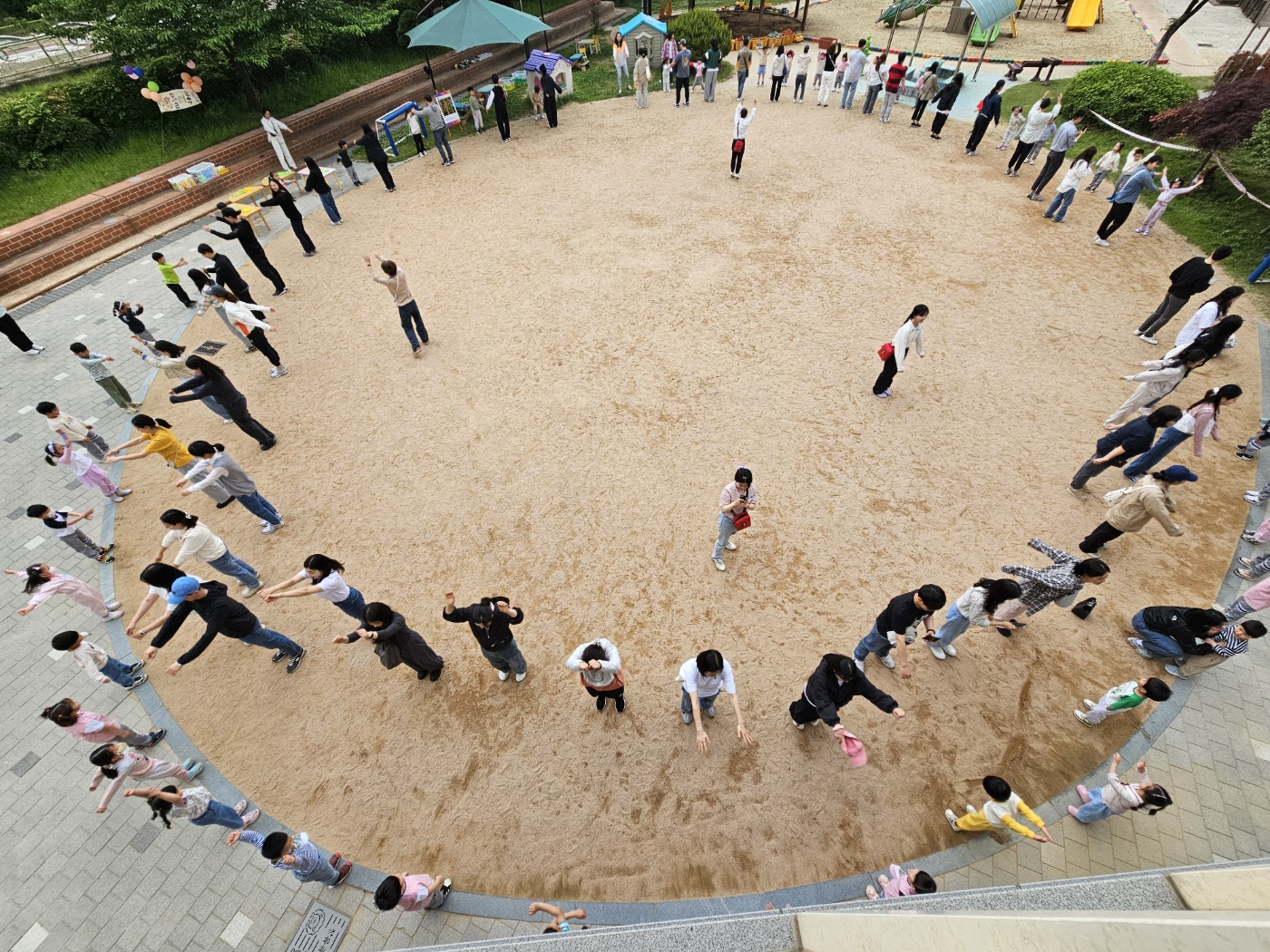 유아 교사 학부모가 함께한 자연 속 바깥놀이, "놀이로 연결된 우리"! - 관련이미지1