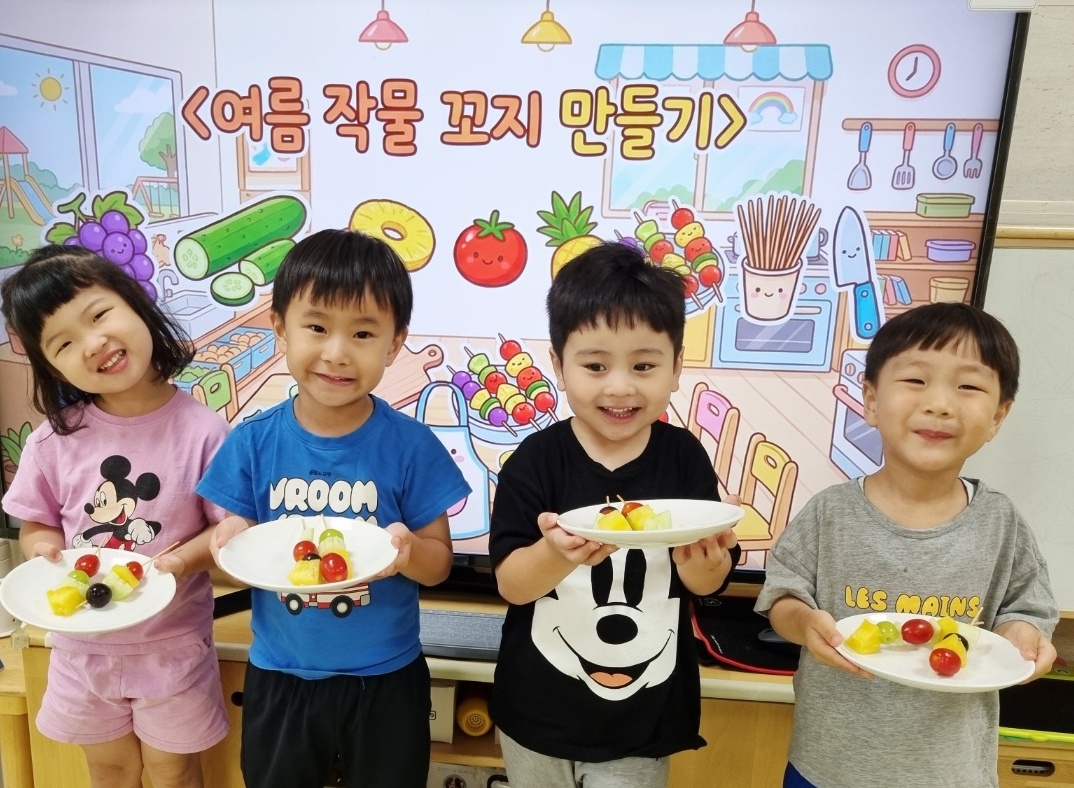 거제유치원, ‘우·키·우·먹’ 운영 내가 키운 작물로 요리해요! - 관련이미지1