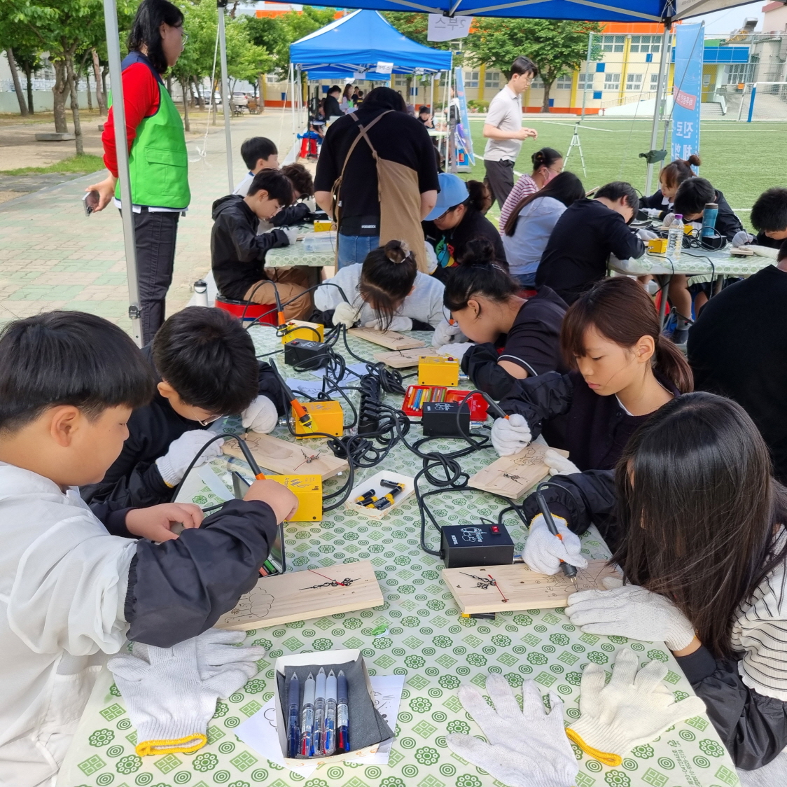 밀성초, 전교생 대상으로 ‘참바른빛 진로 체험 주간’ 개최 - 관련이미지3