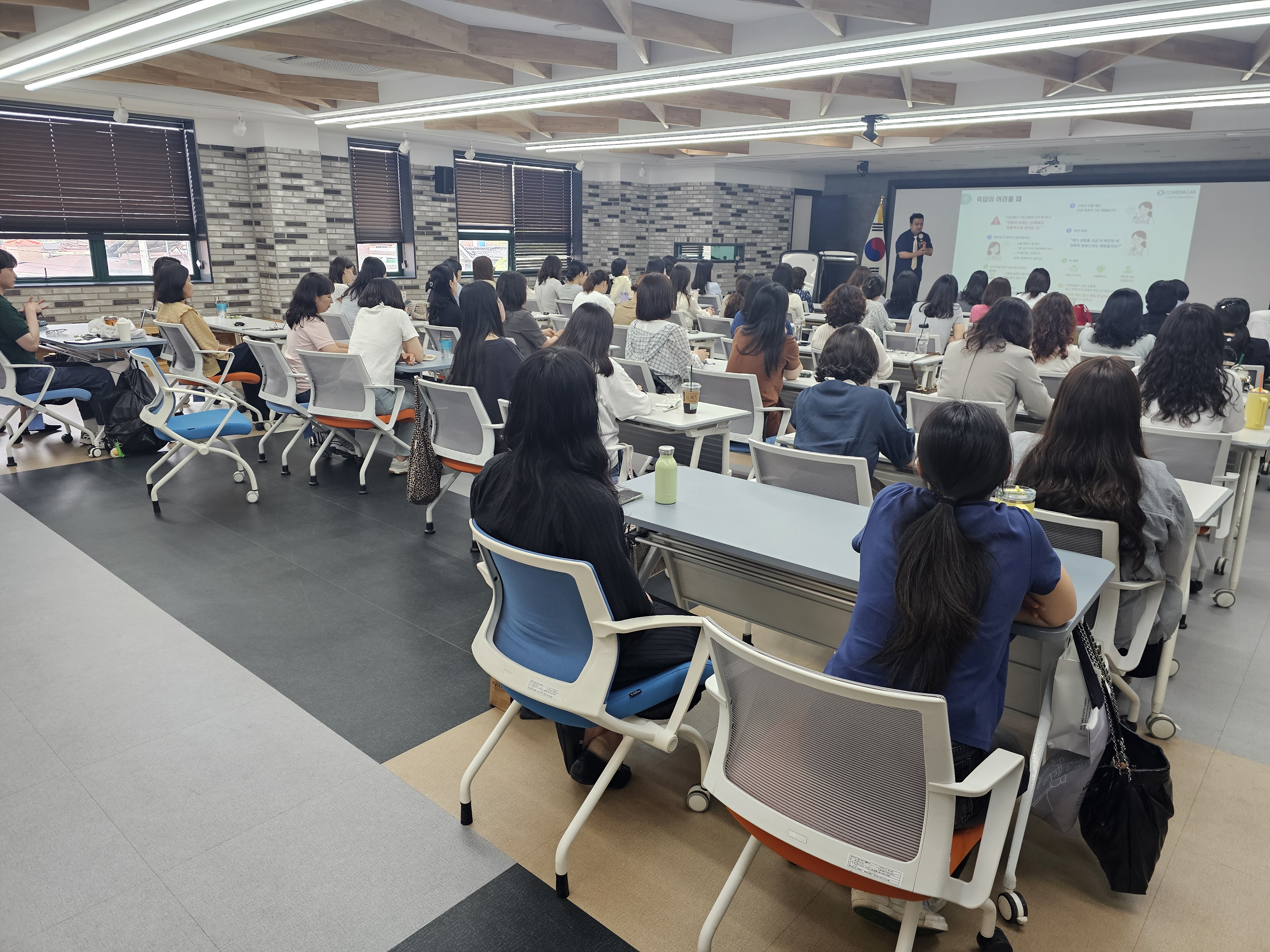  창원교육지원청, 방과후 과정 담당자 대상 역량 강화 연수 실시 - 관련이미지1