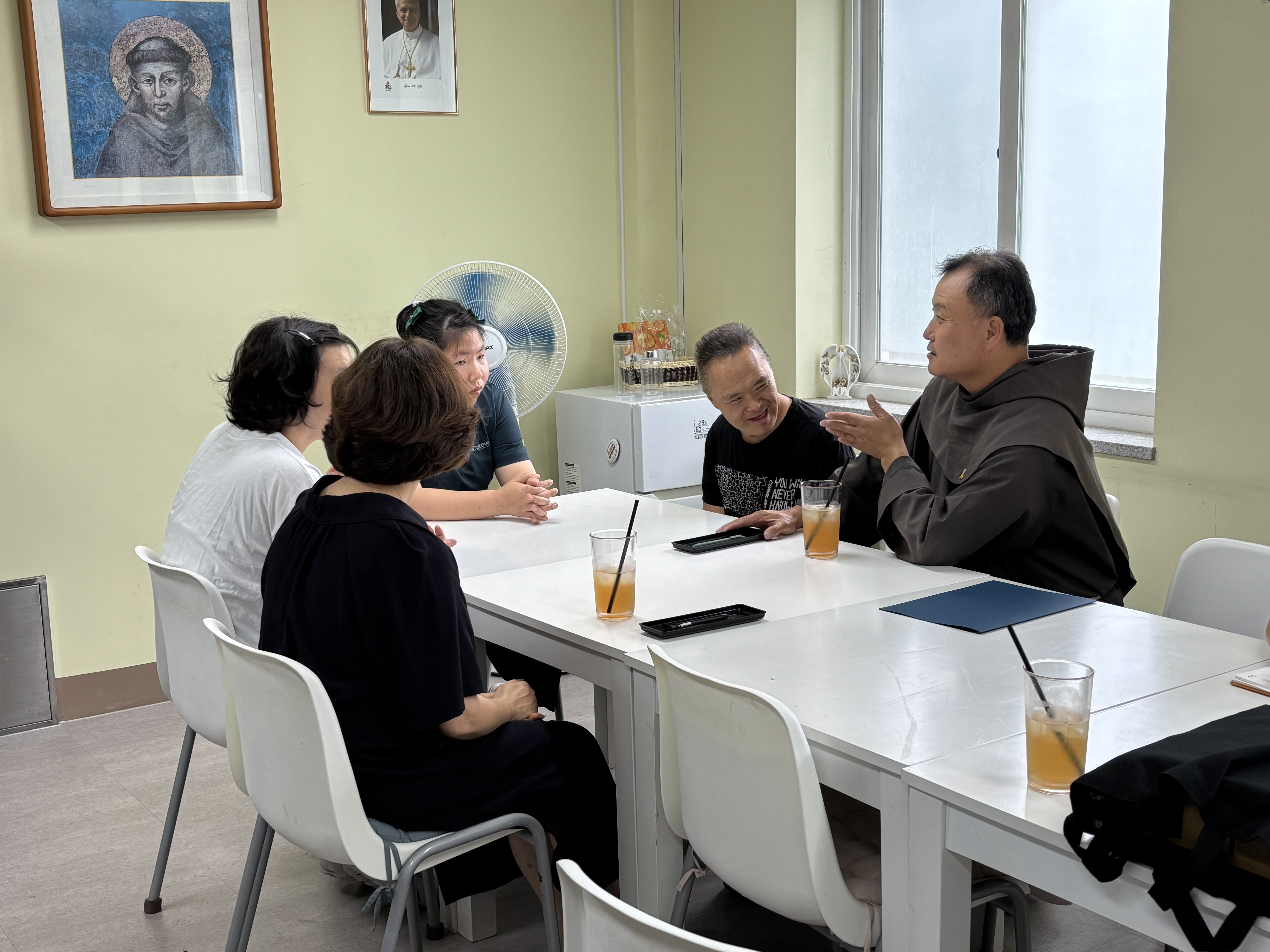 산청도서관, 지역장애인과 소통하는 도서관 직업 체험 - 관련이미지2