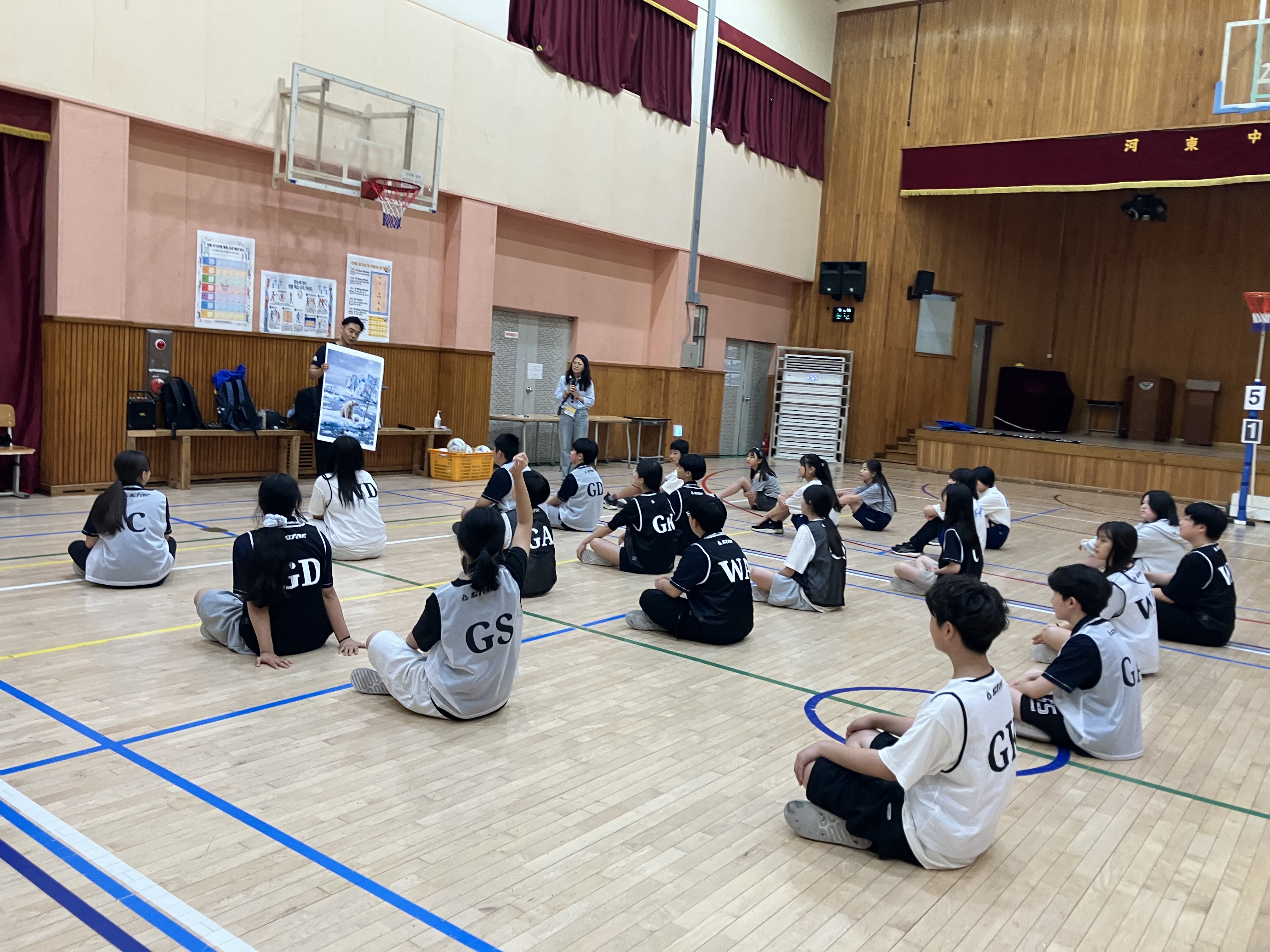 하동중앙중학교‘일본 미요시정 학생과 한일 청소년 문화교류 공동수업’으로 언어를 넘어 마음으로 배우다 - 관련이미지3