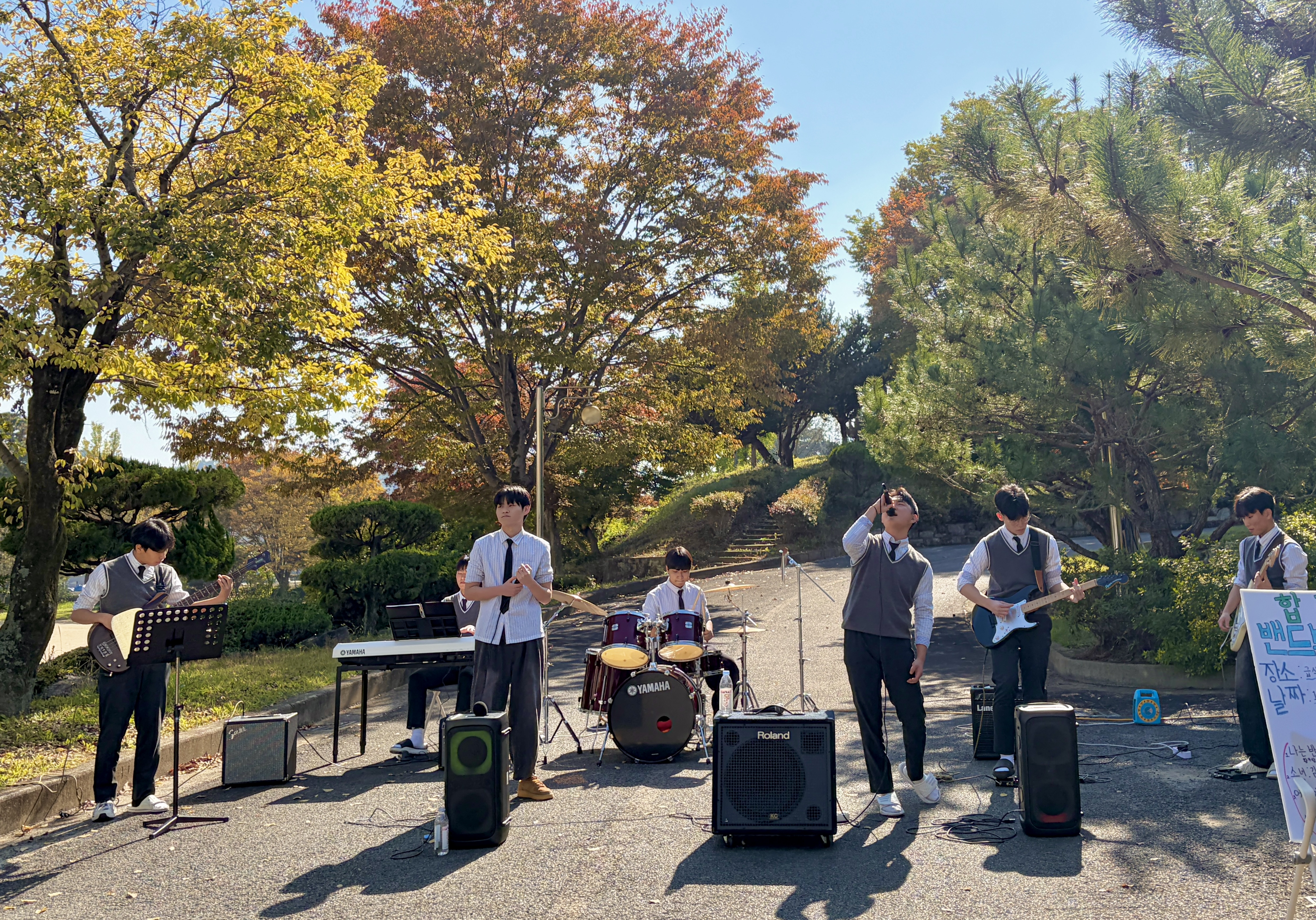 합천고, 밴드부 ‘플루토 프로젝트’, 교정(校庭)을 물들인 청춘의 첫 하모니 - 관련이미지1