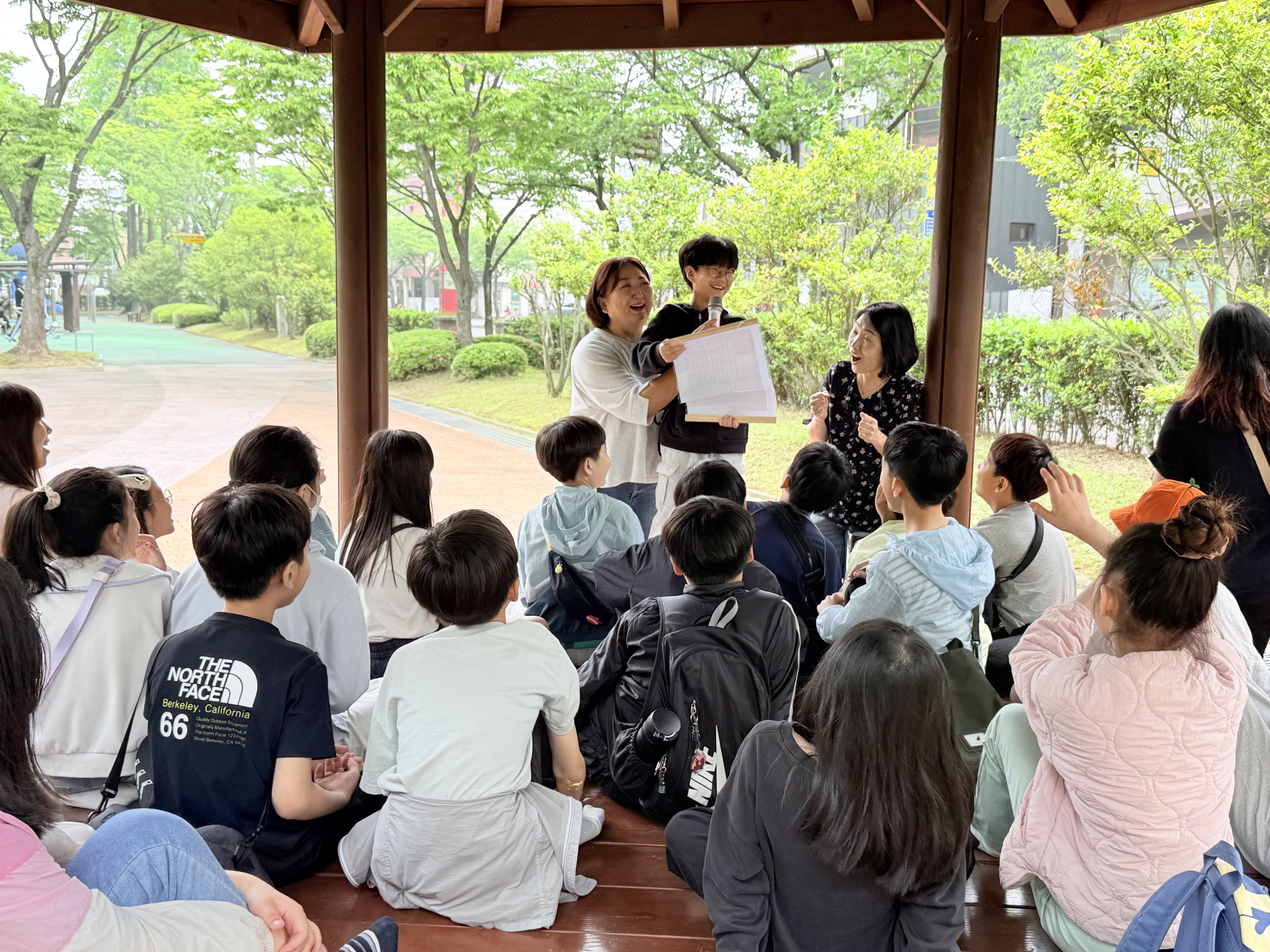 김해교육지원청, '다 같이 김해 한 바퀴' 마을 연계 체험학습 운영 - 관련이미지1