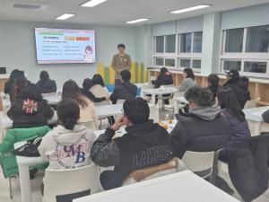 예곡초‘얘들아, 초등학교는 처음이지?’ 직장인 학부모도 함께한 2026.예비 신입생을 위한 야간 입학설명회 실시 관련사진