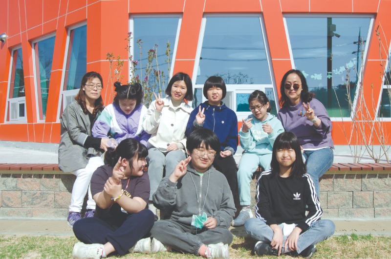 단체사진.jpg