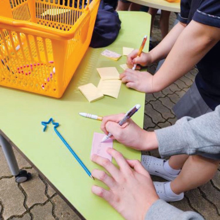 헌혈동아리활동사진_0040.jpg